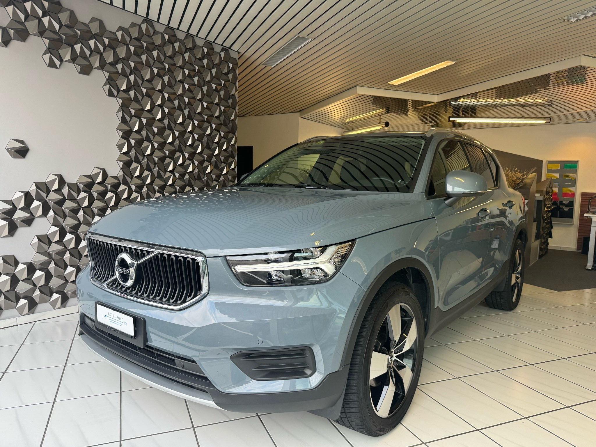 VOLVO XC40 T3 Momentum Geartronic