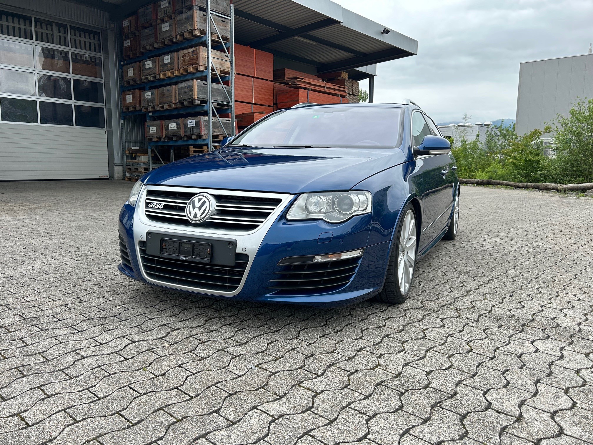 VW Passat Variant R36 4Motion