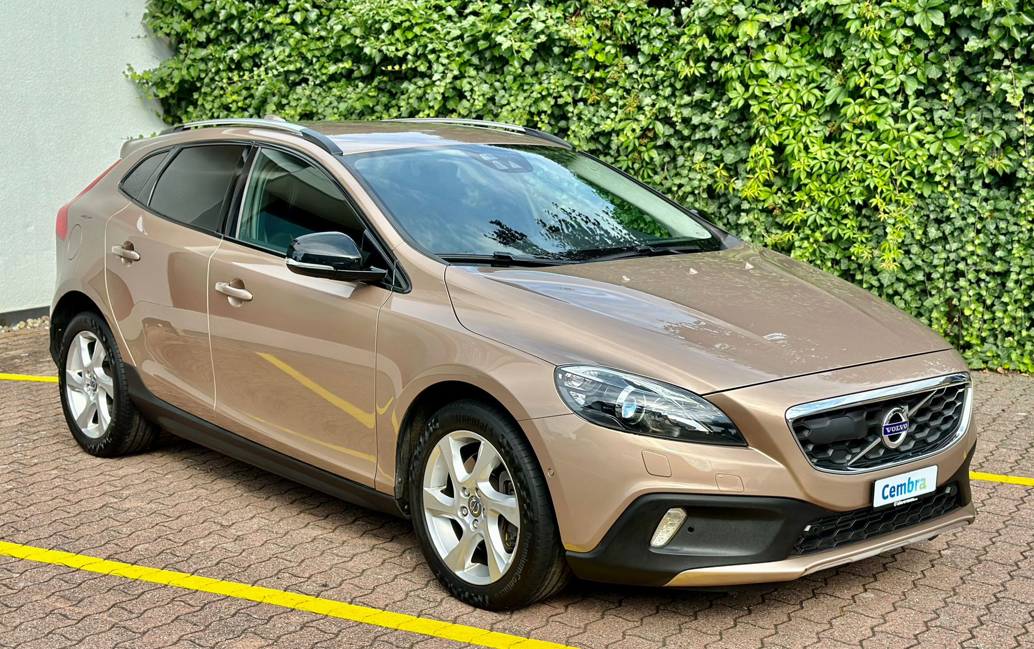 VOLVO V40 Cross Country T5 AWD Summum Geartronic