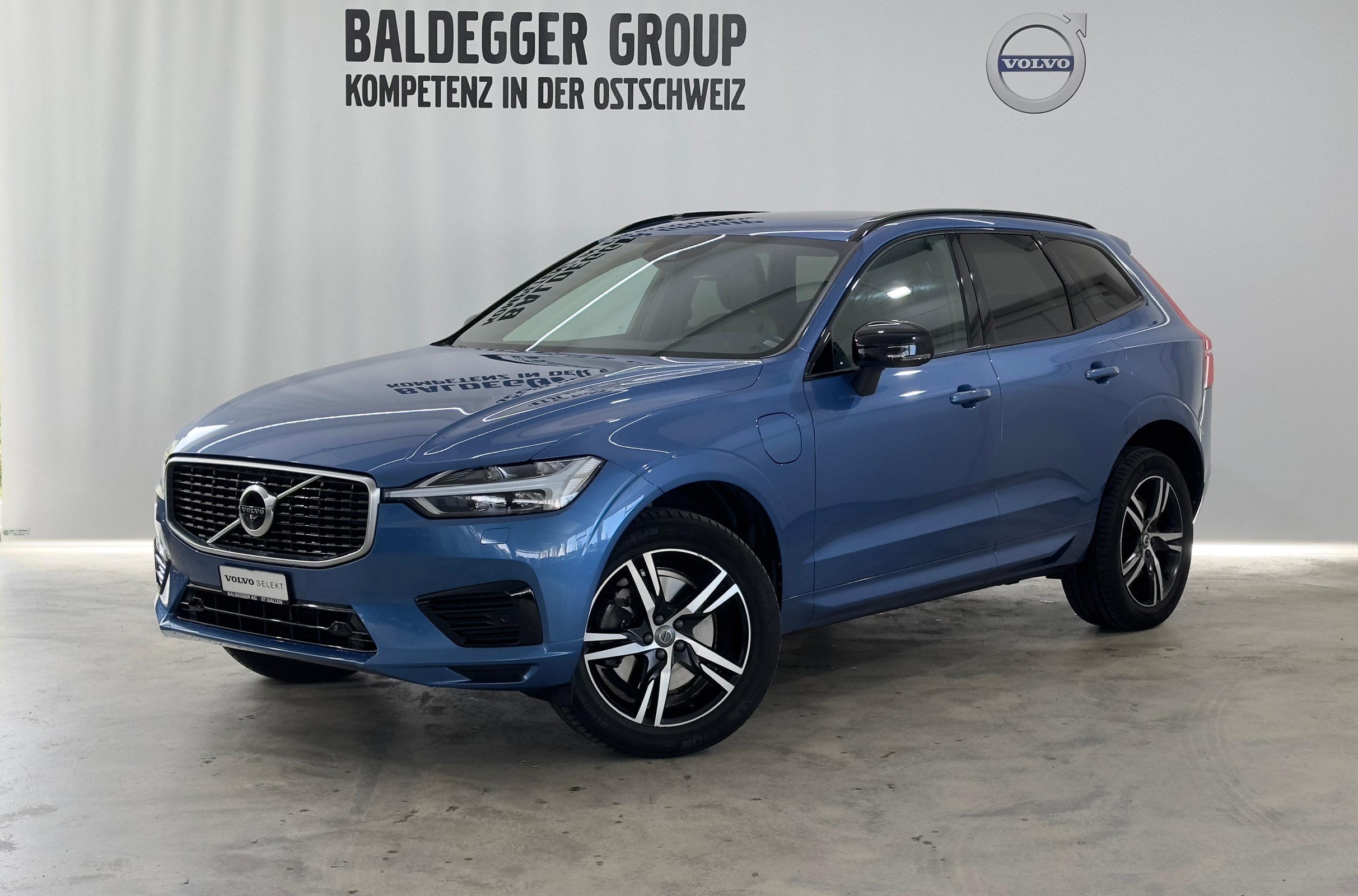 VOLVO XC60 2.0 T8 TE R-Design eAWD