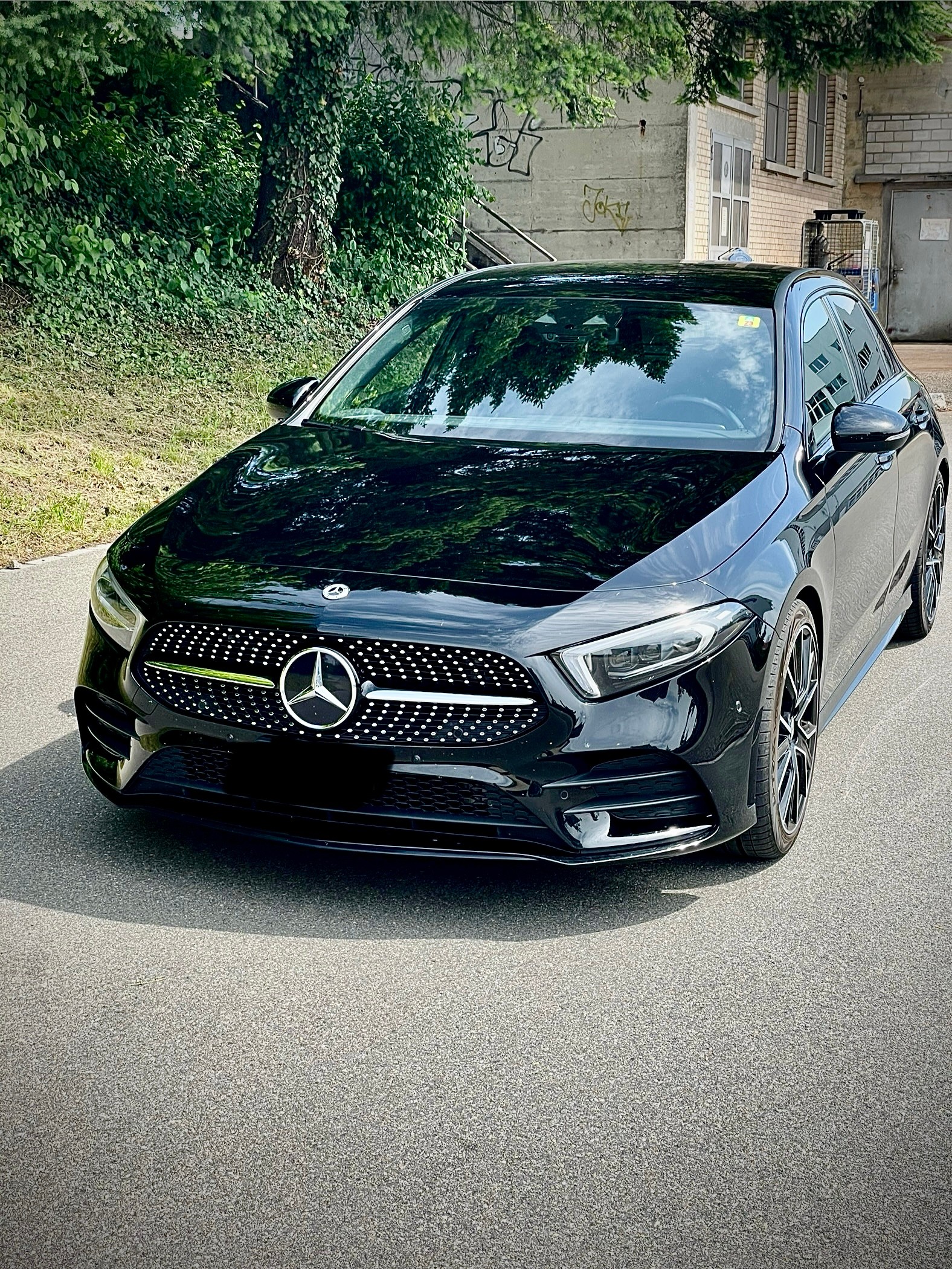 MERCEDES-BENZ A 200 AMG Line