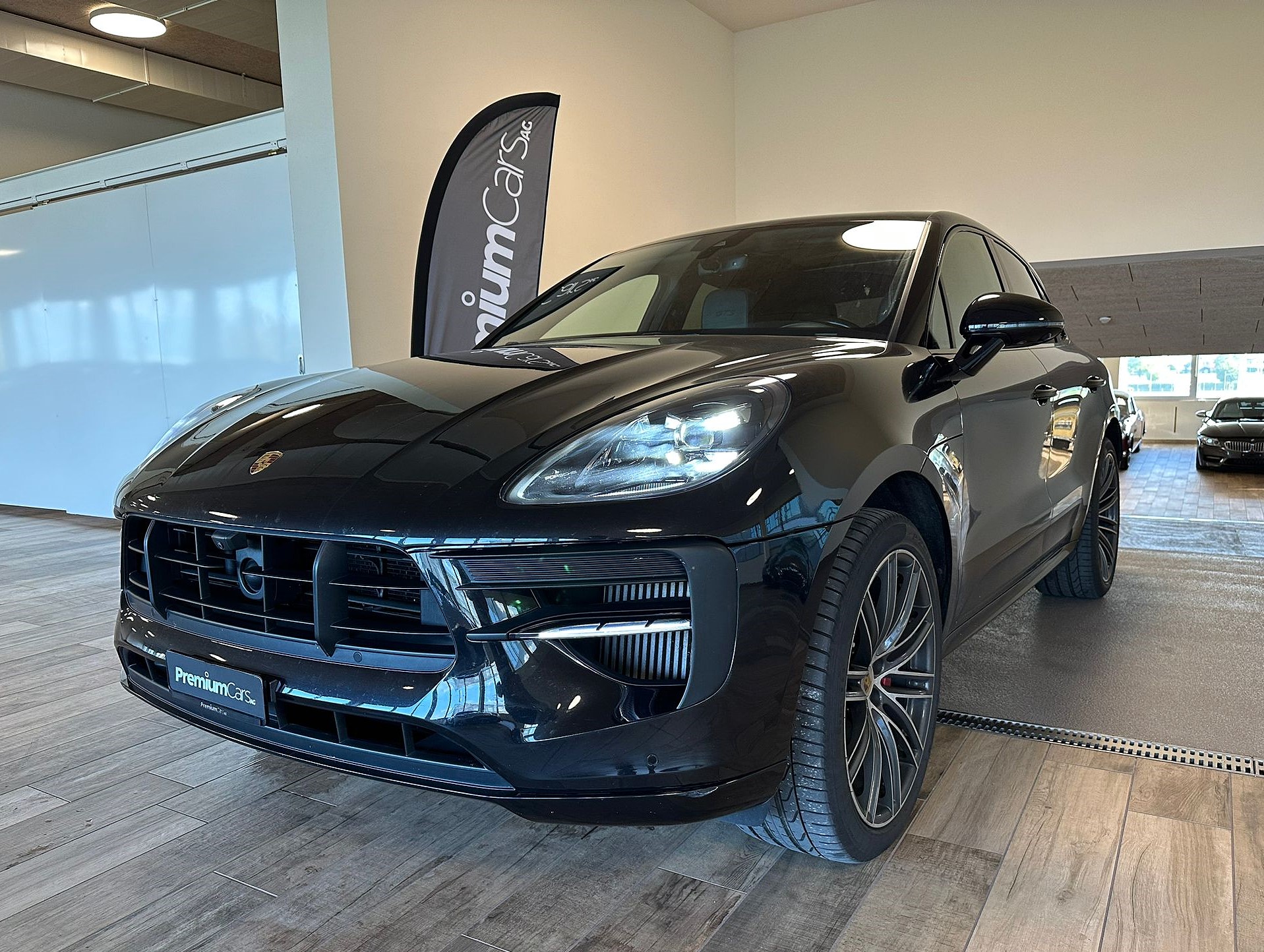 PORSCHE Macan GTS PDK