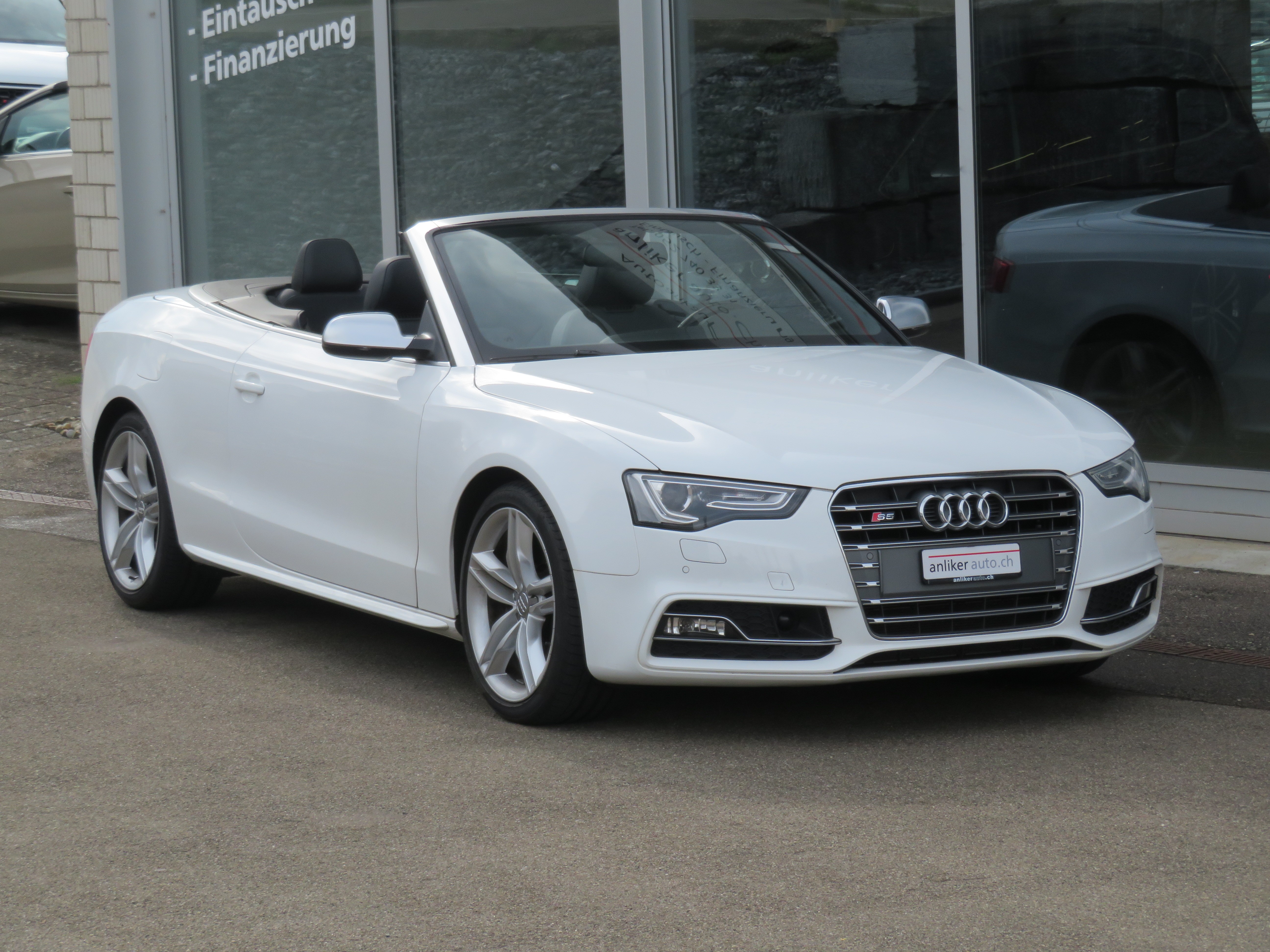 AUDI S5 Cabrio 3.0 TFSI quattro S-tronic