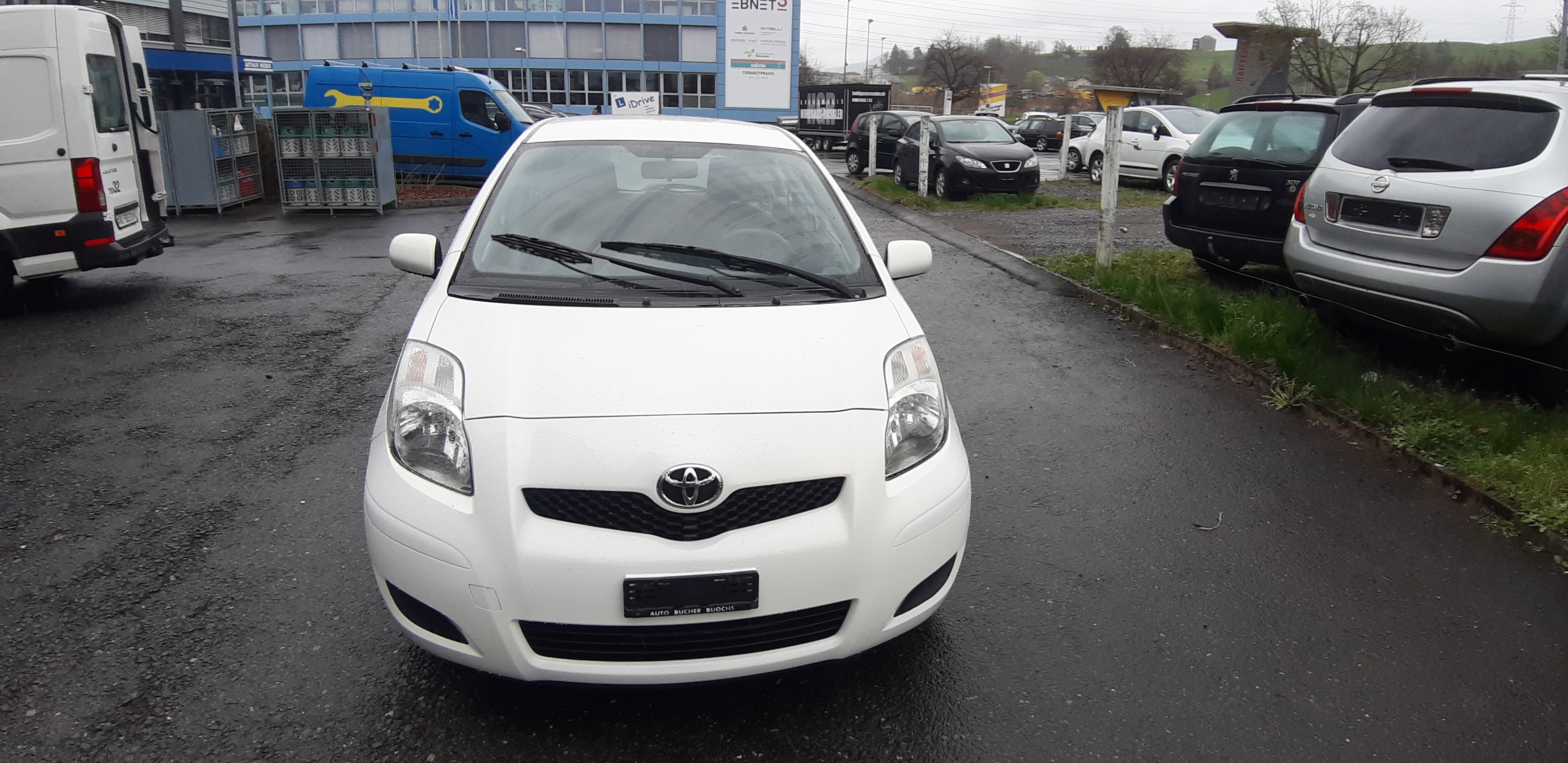 TOYOTA Yaris 1.33 Linea Luna