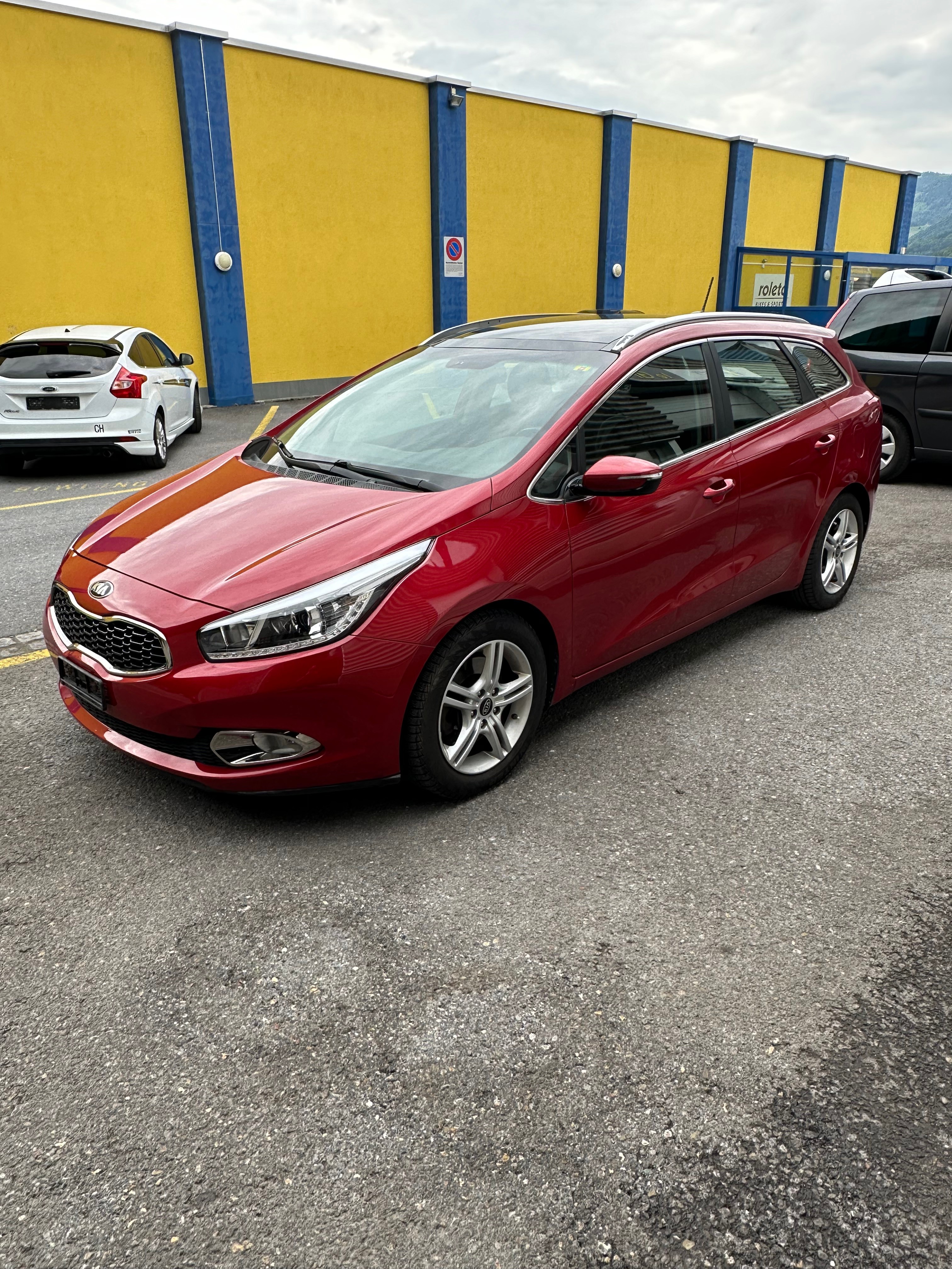 KIA Ceed Sportswagon 1.6 GDi FiFa World Cup Ed. DCT