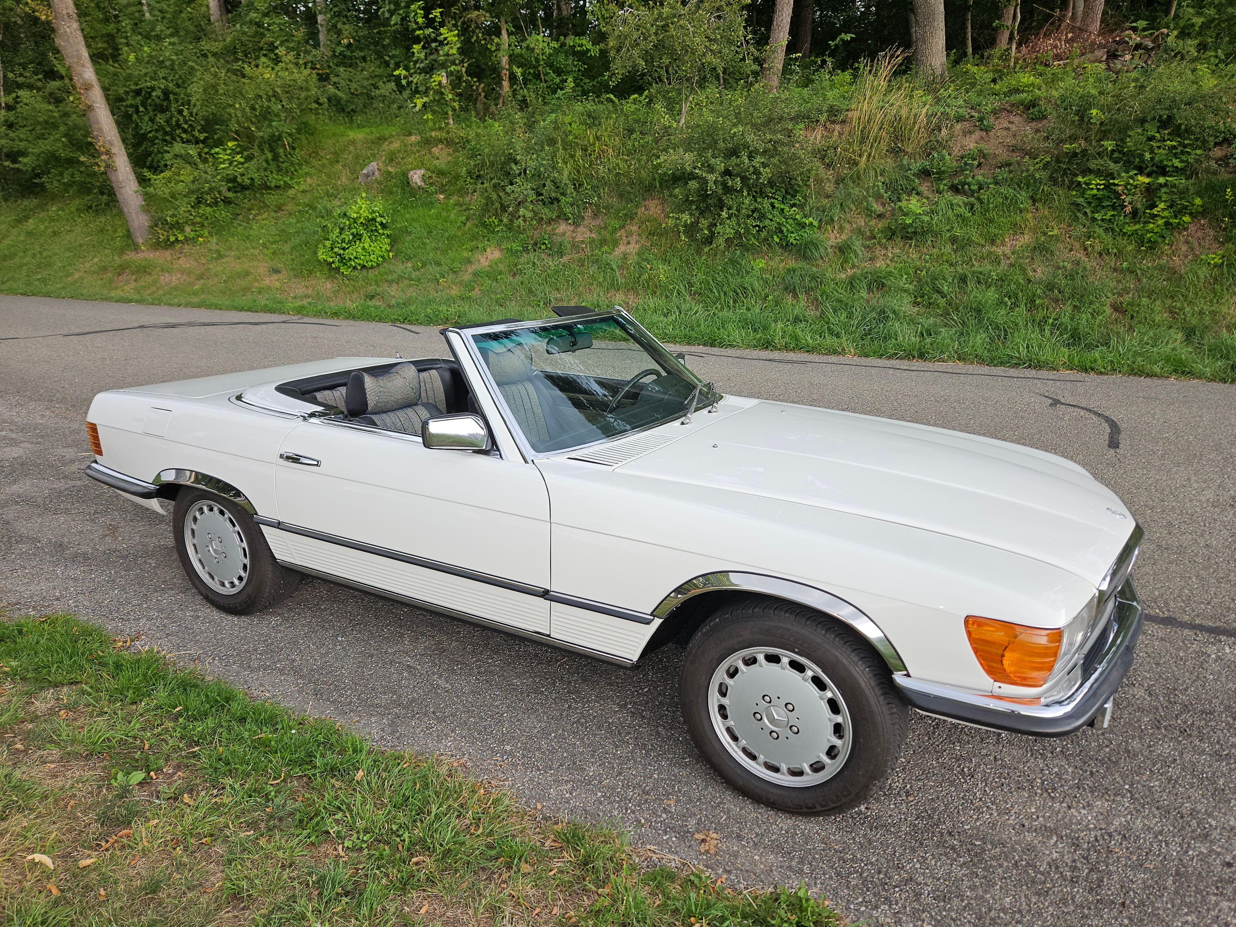 MERCEDES-BENZ SL 280