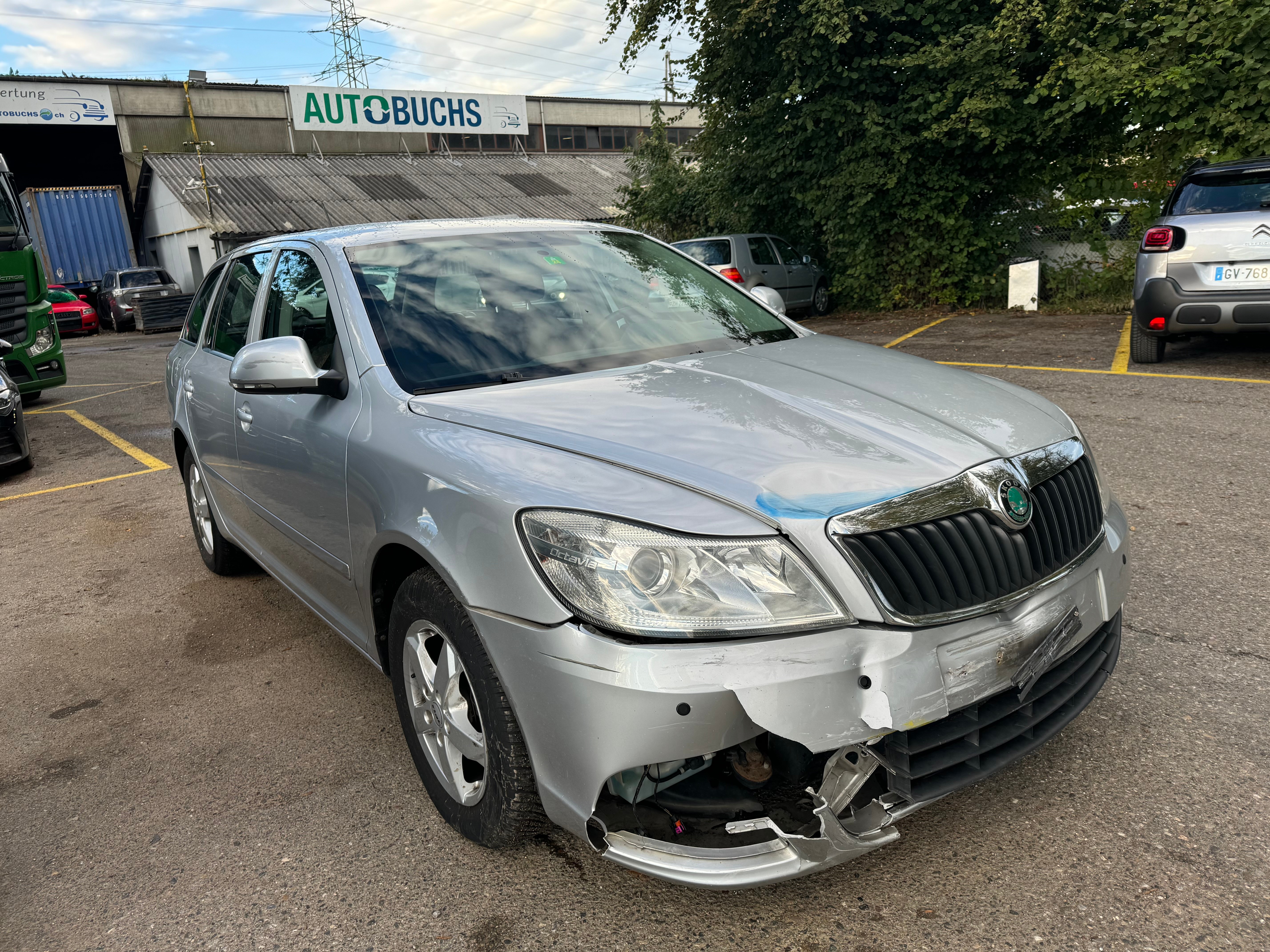 SKODA Octavia Combi 1.8 TSI Family DSG