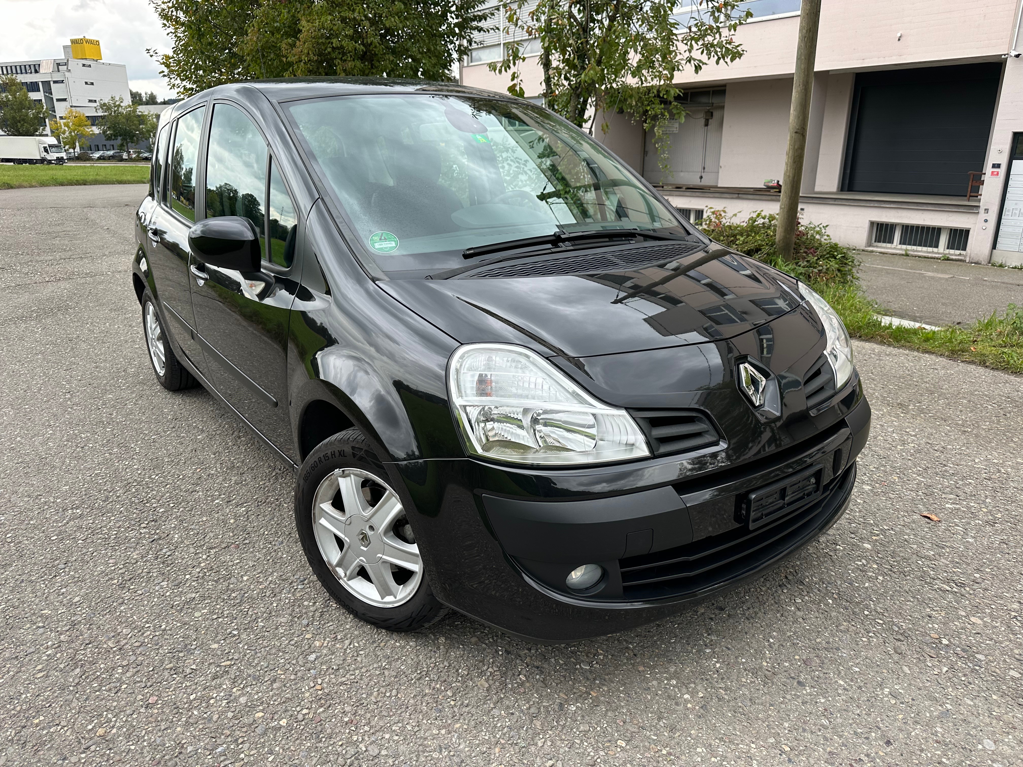 RENAULT Modus 1.2 16V T Dynamique