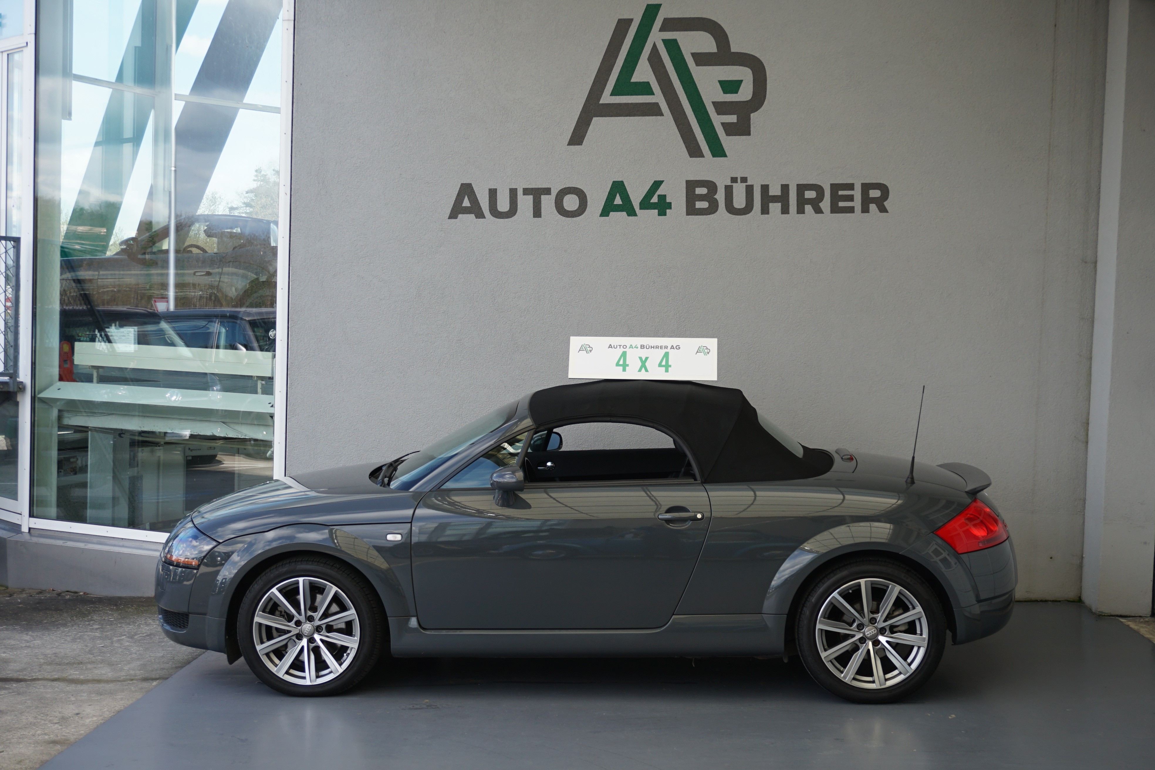 AUDI TT Roadster 1.8 T quattro