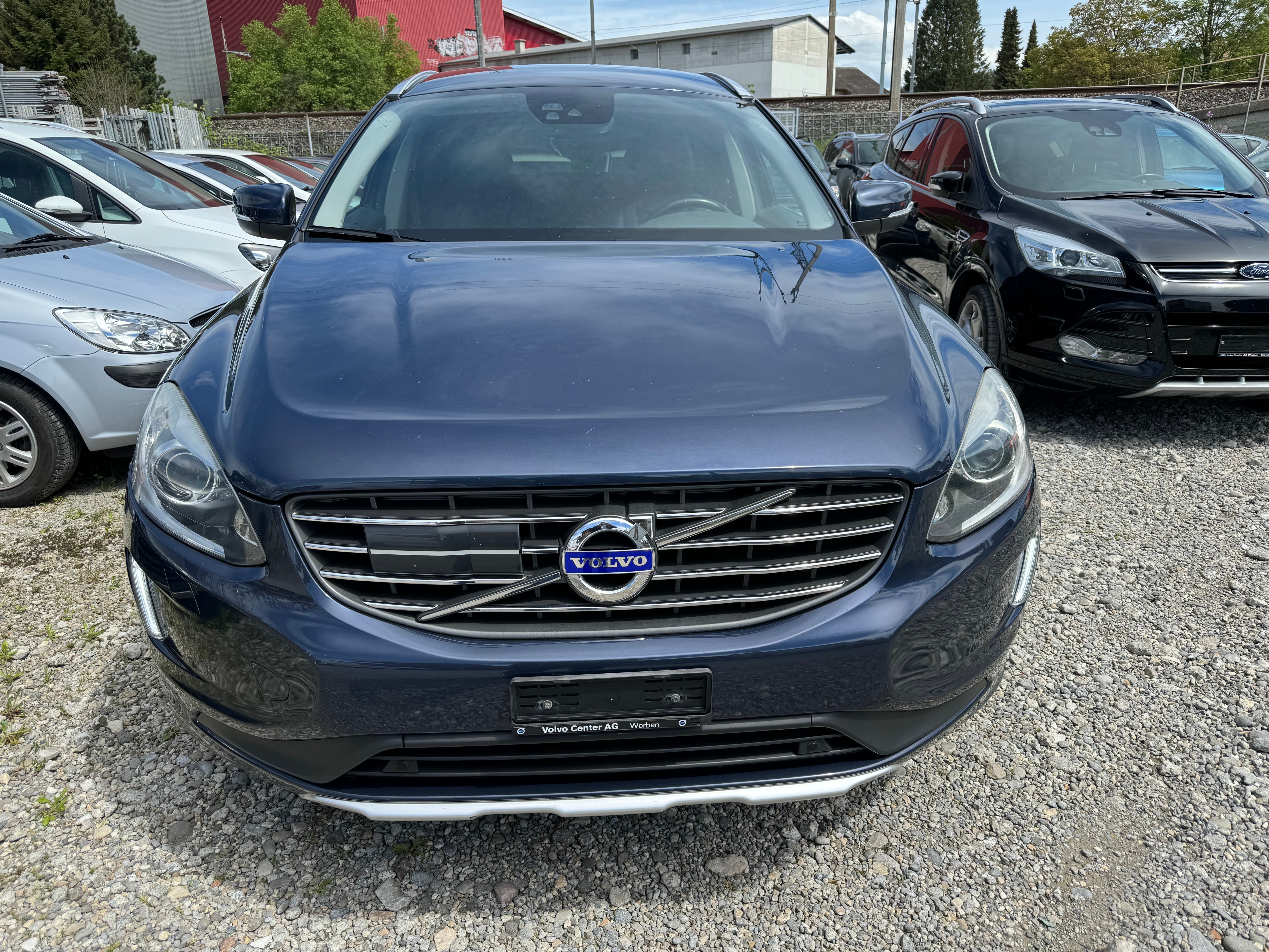 VOLVO XC60 D5 AWD Kinetic R-Design Geartronic