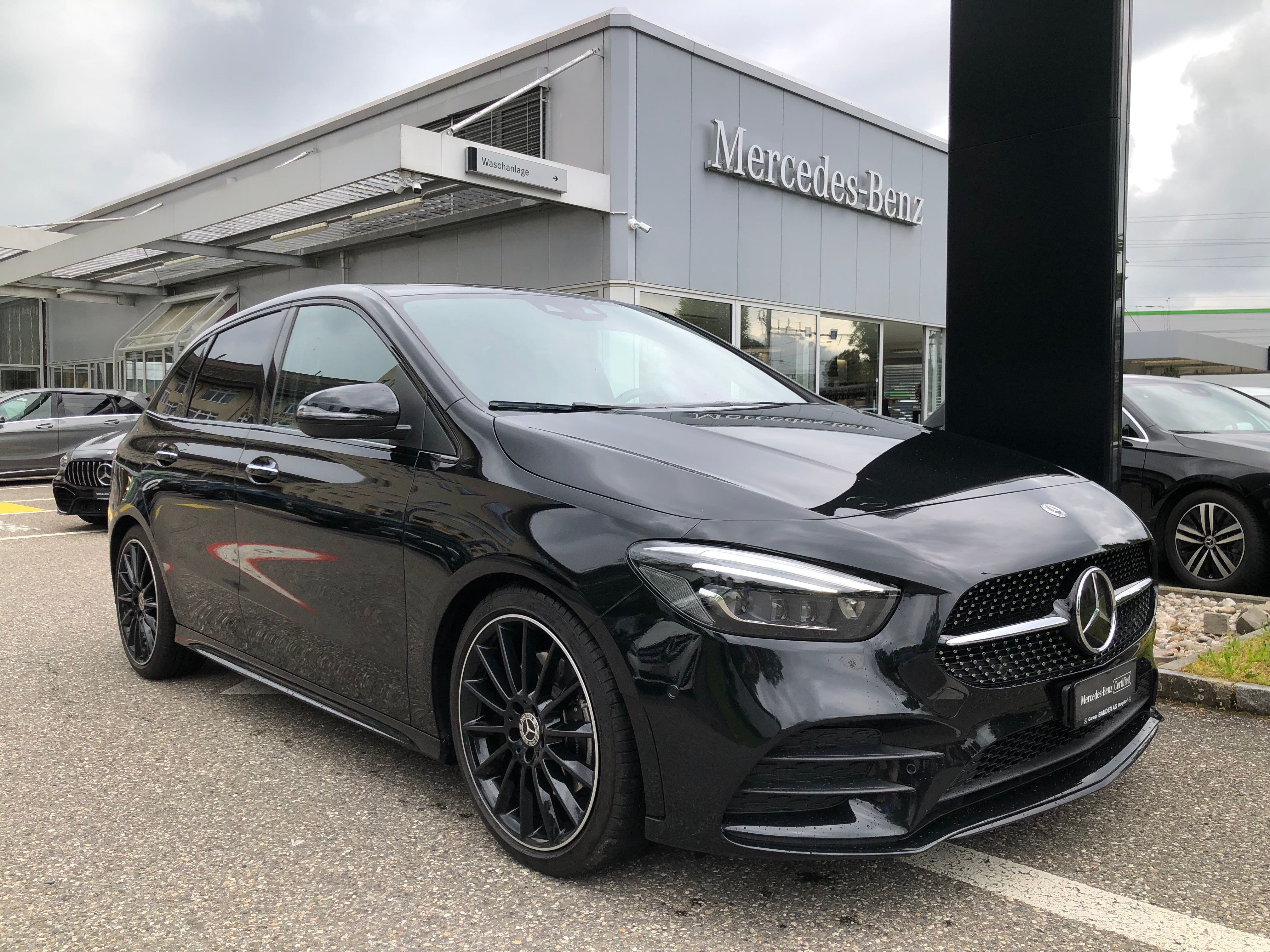 MERCEDES-BENZ B 220 4Matic AMG Line