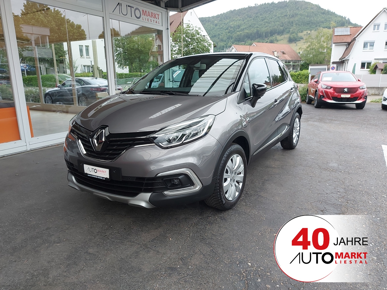 RENAULT Captur 1.2 T 16V Intens EDC