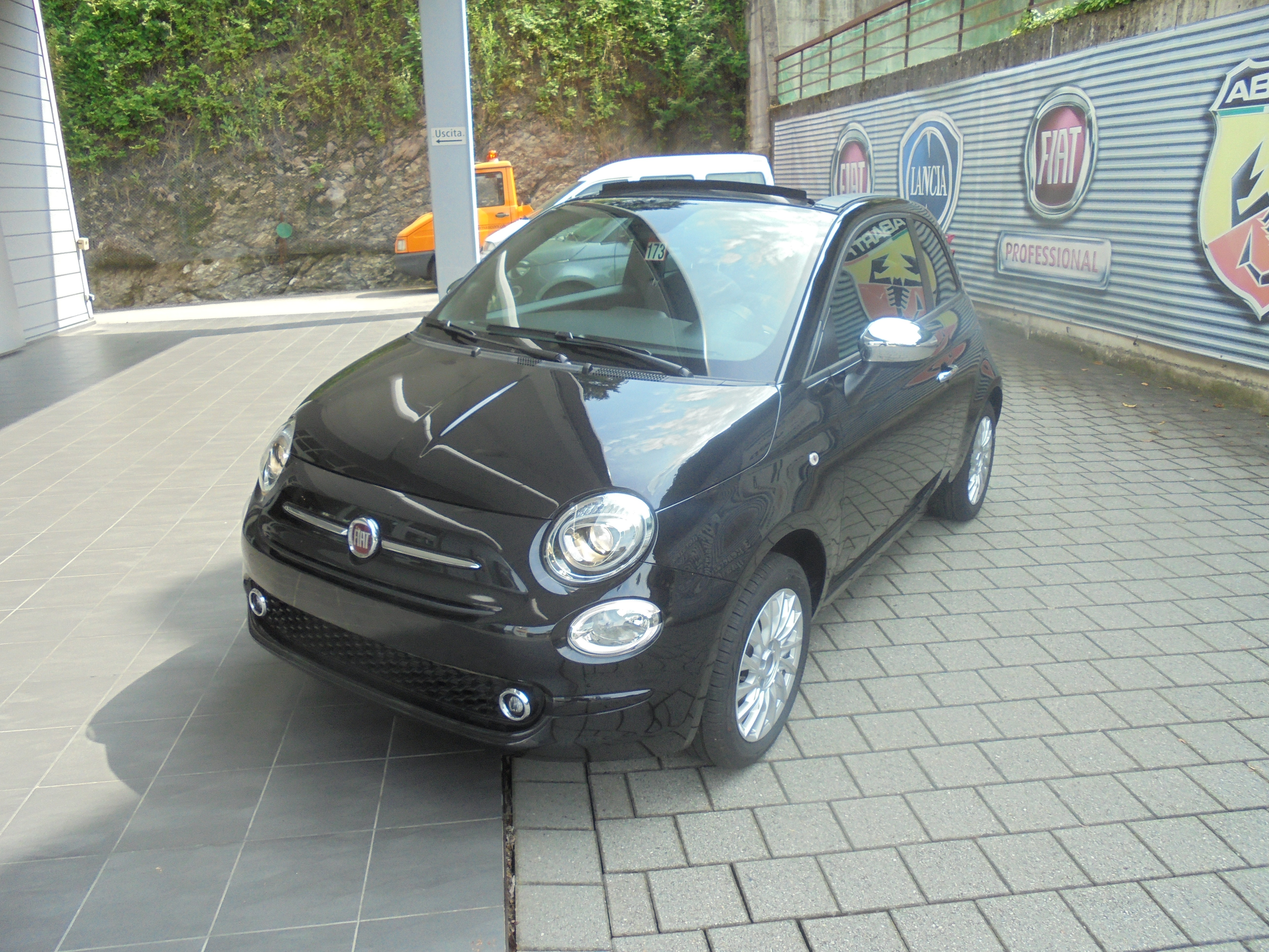 FIAT 500C 1.0 N3 MildHybrid Swiss Edition