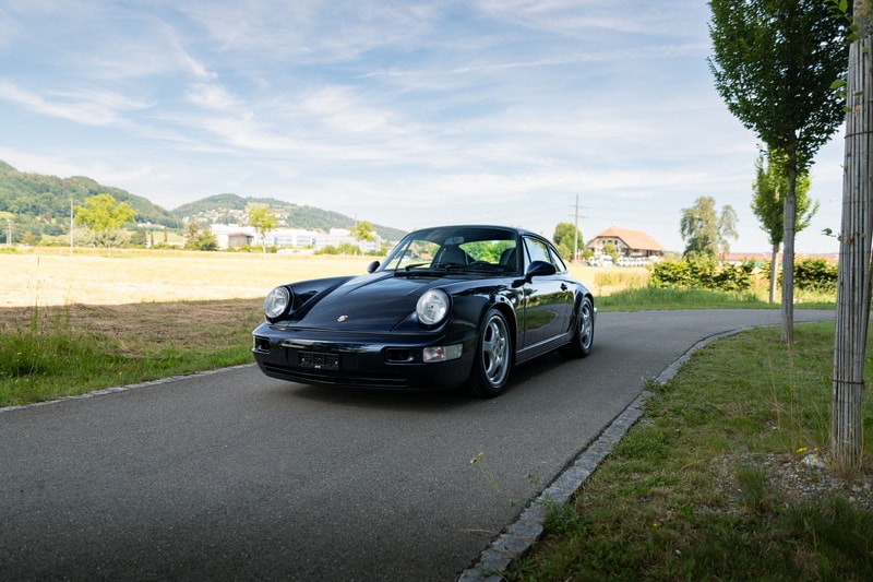 PORSCHE 911 Carrera 2 RS