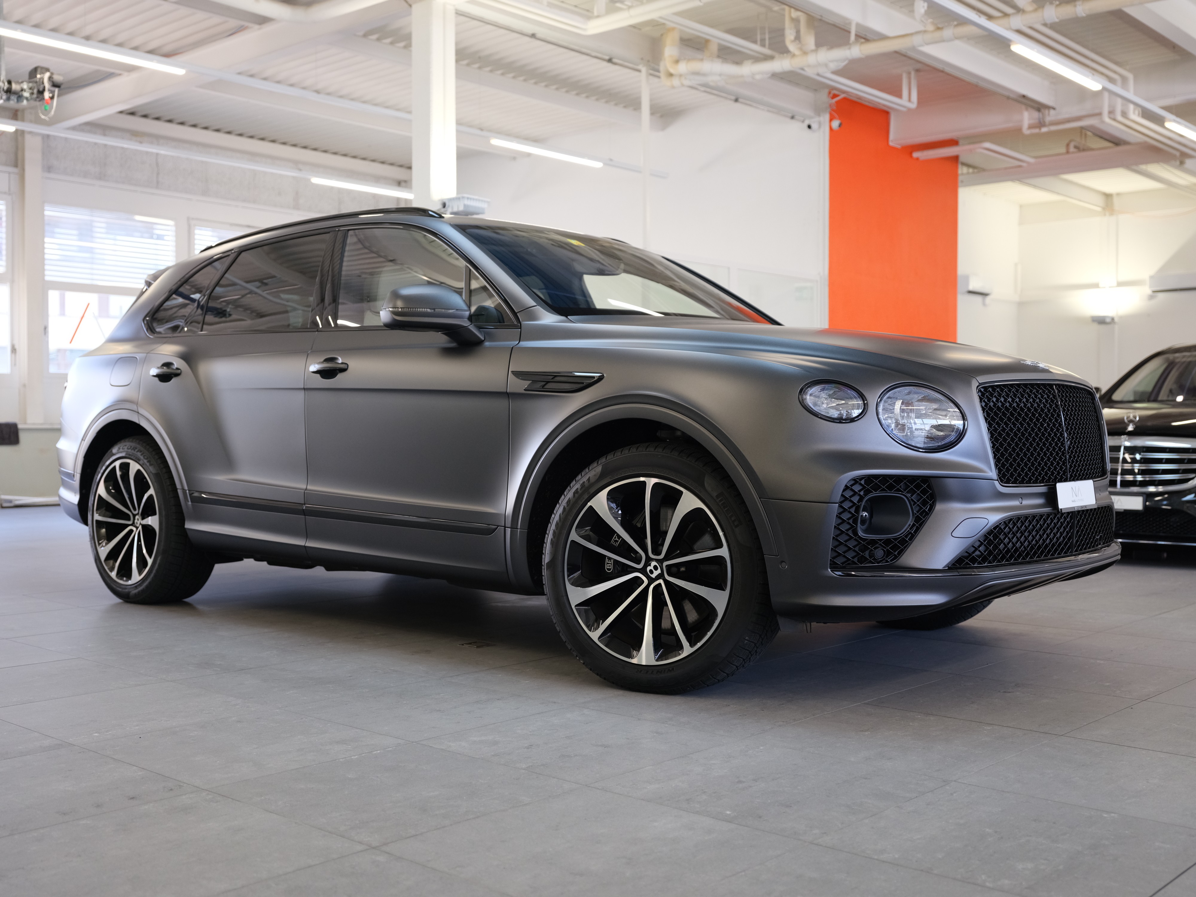 BENTLEY Bentayga V6 Hybrid