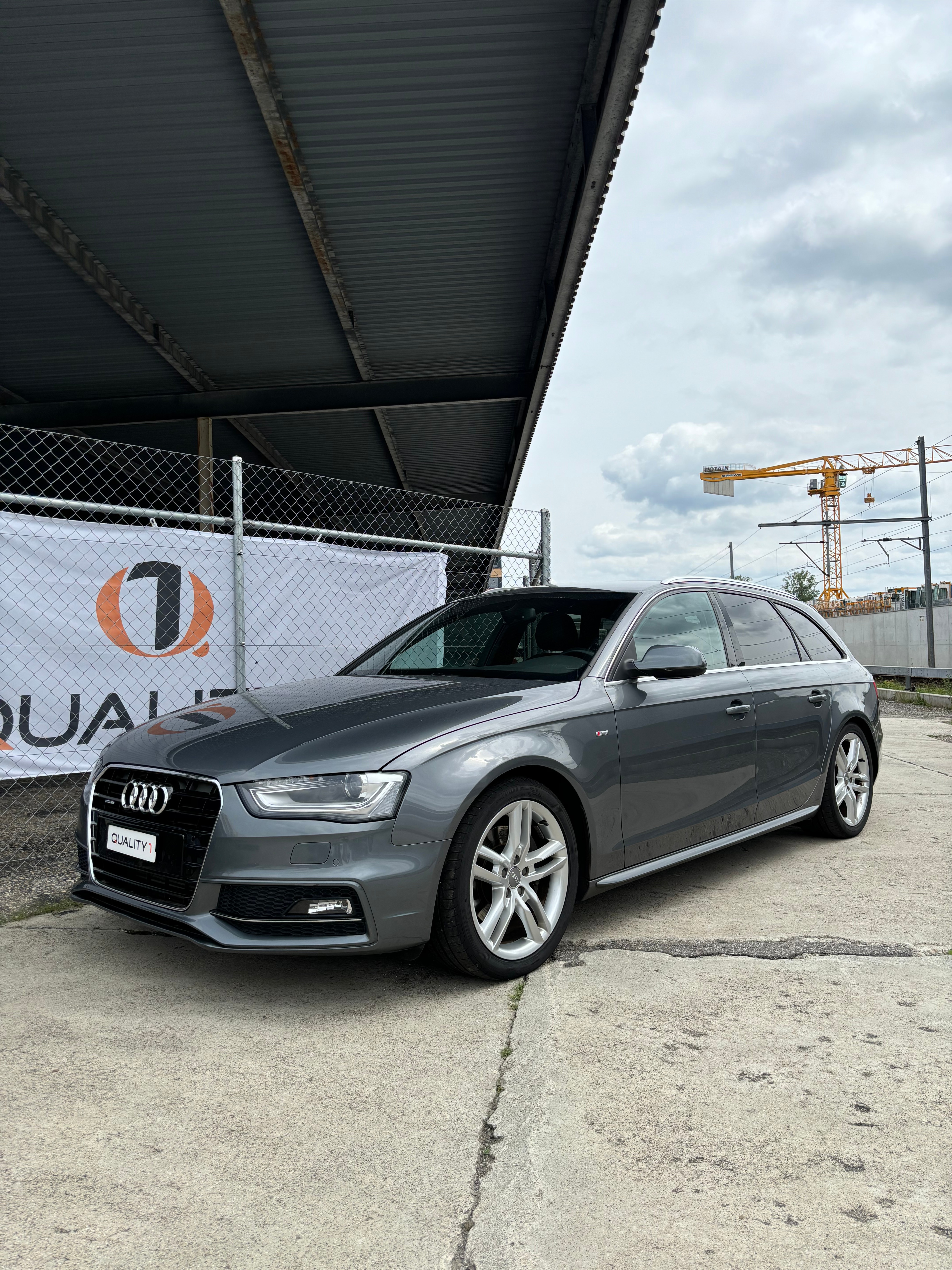 AUDI A4 Avant 2.0 TFSI quattro s-tronic