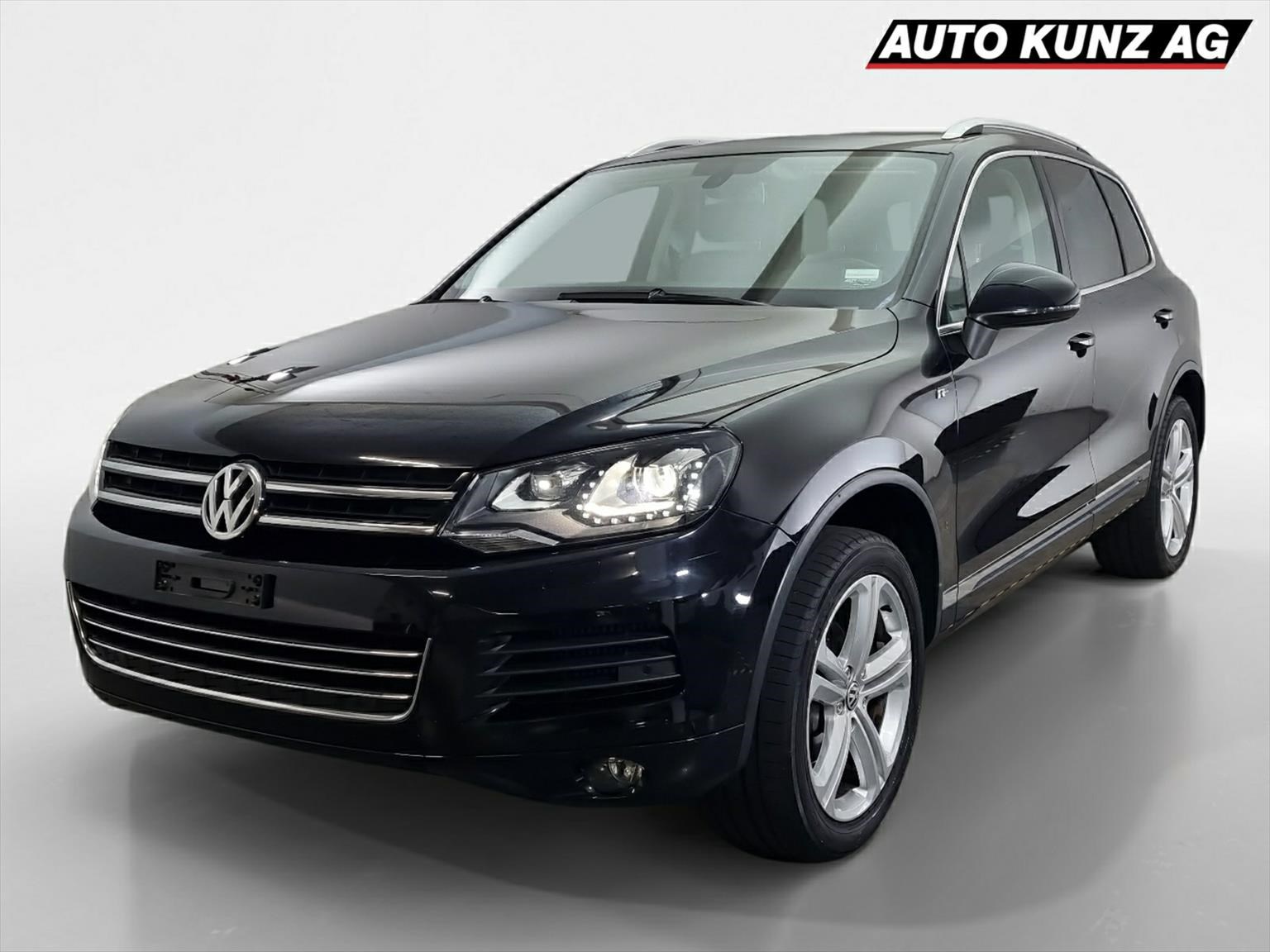 VW TOUAREG 3.0 TDI BMT Black Pearl Tiptronic