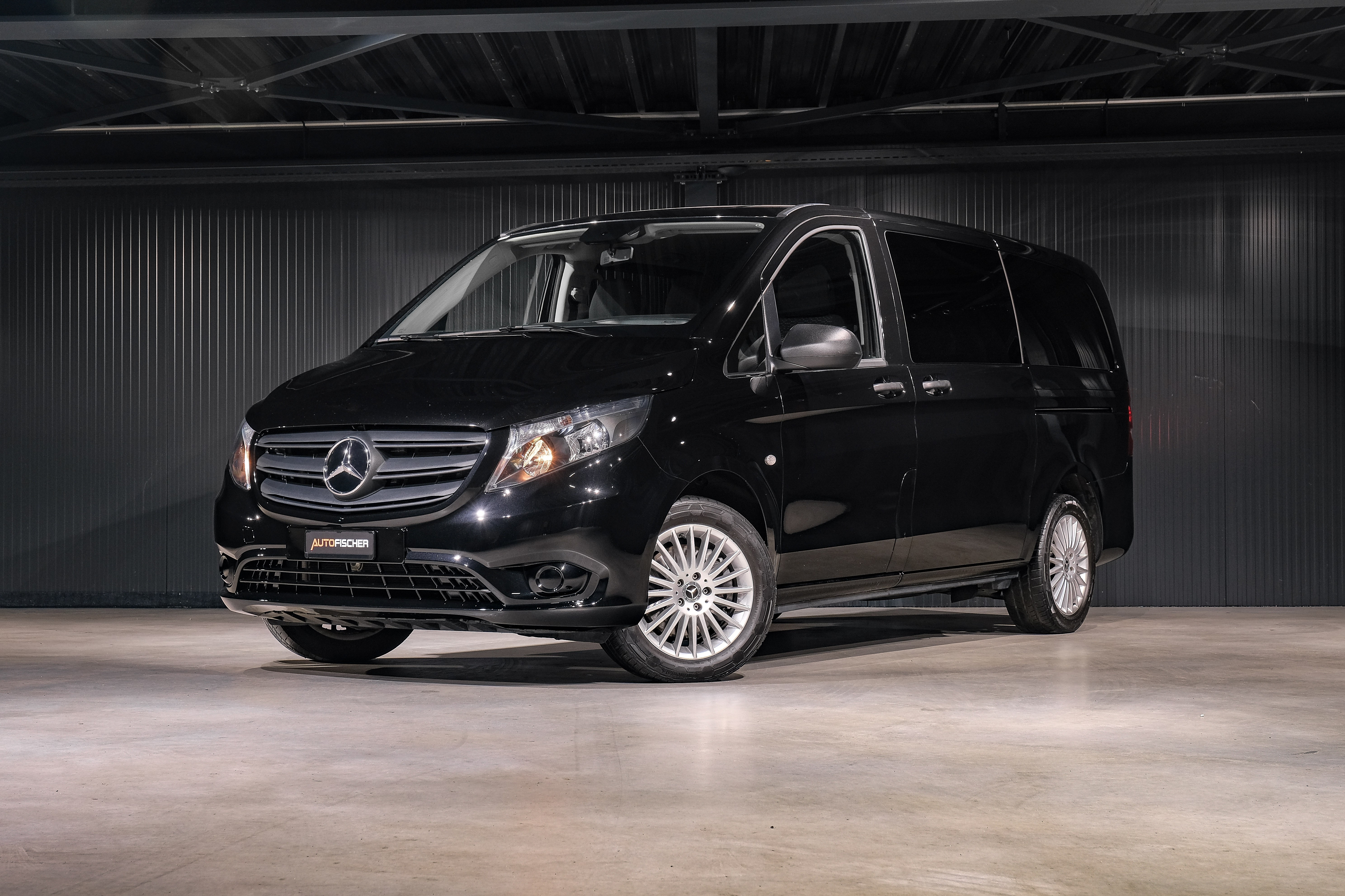 MERCEDES-BENZ Vito 116 CDI Lang Select Tourer 4Matic 9G-Tronic