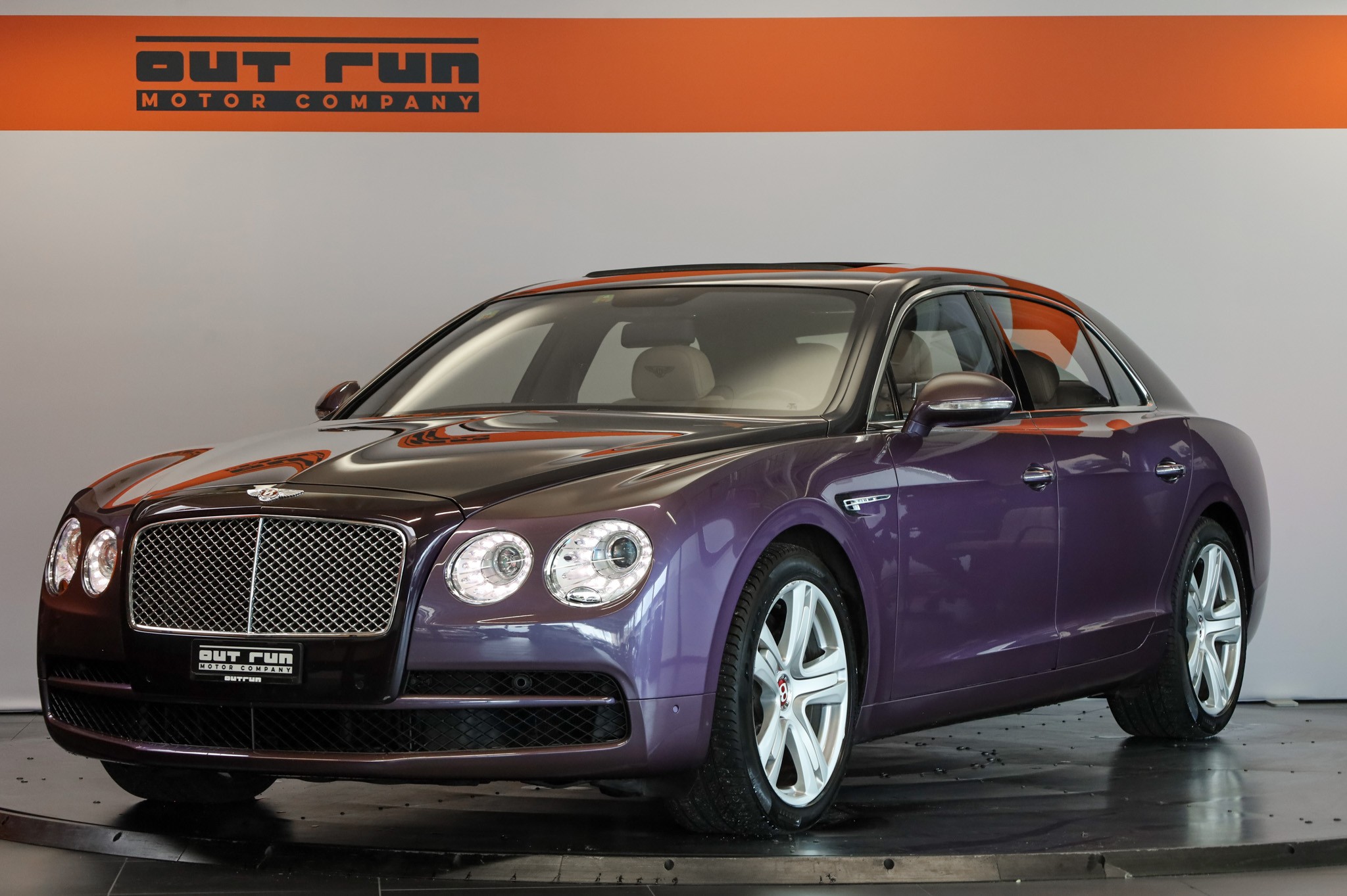 BENTLEY Flying Spur 4.0