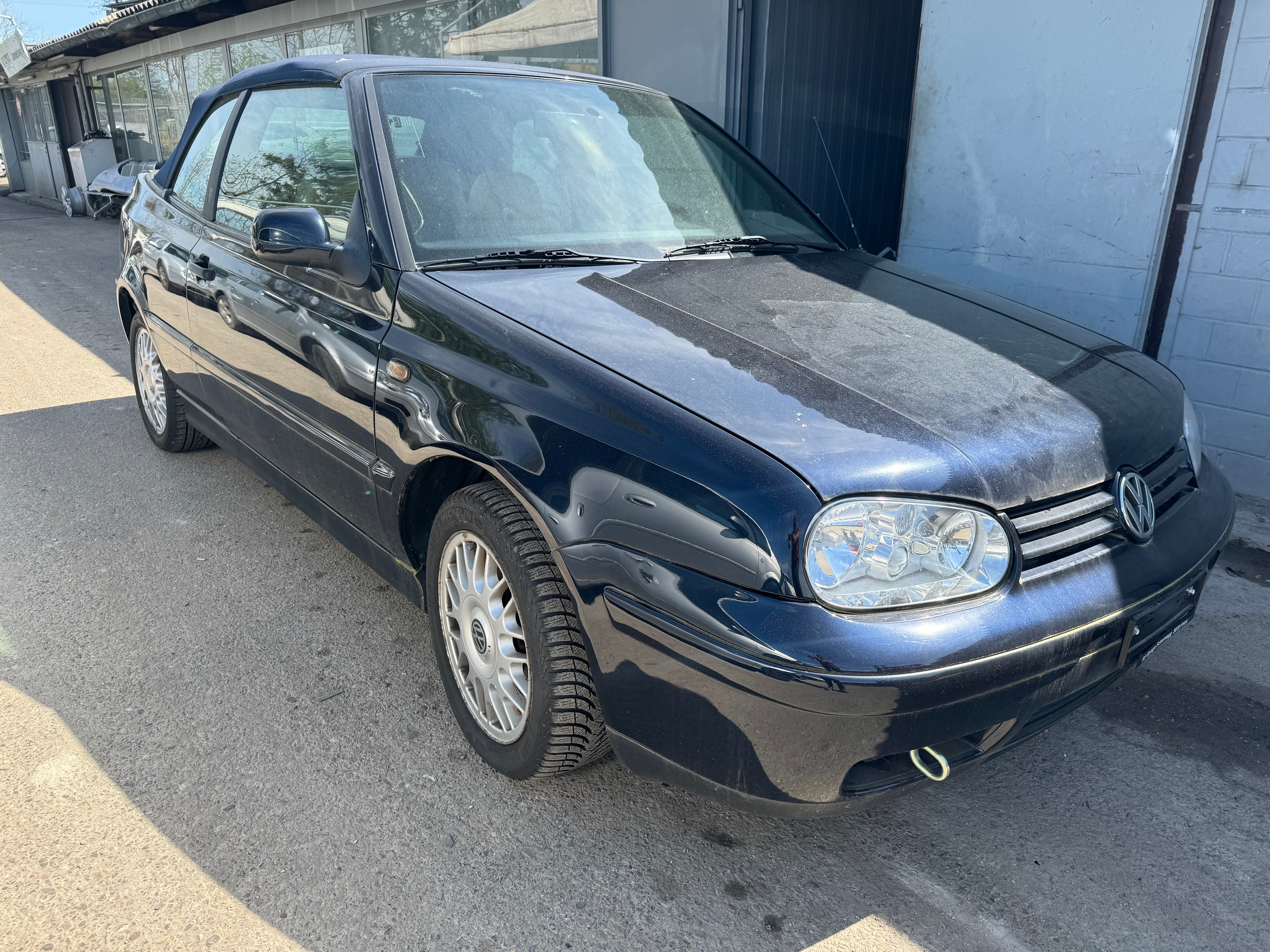 VW Golf Cabriolet 2000 Swiss Classic