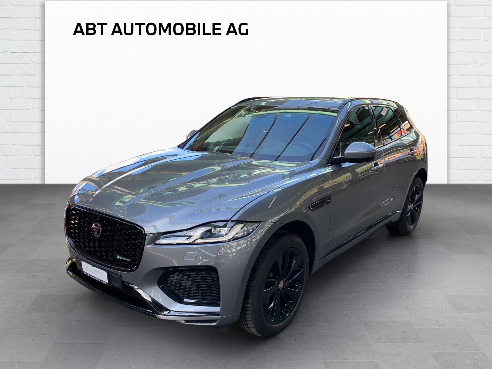 JAGUAR F-Pace 2.0 P250 R-Dyn. SE