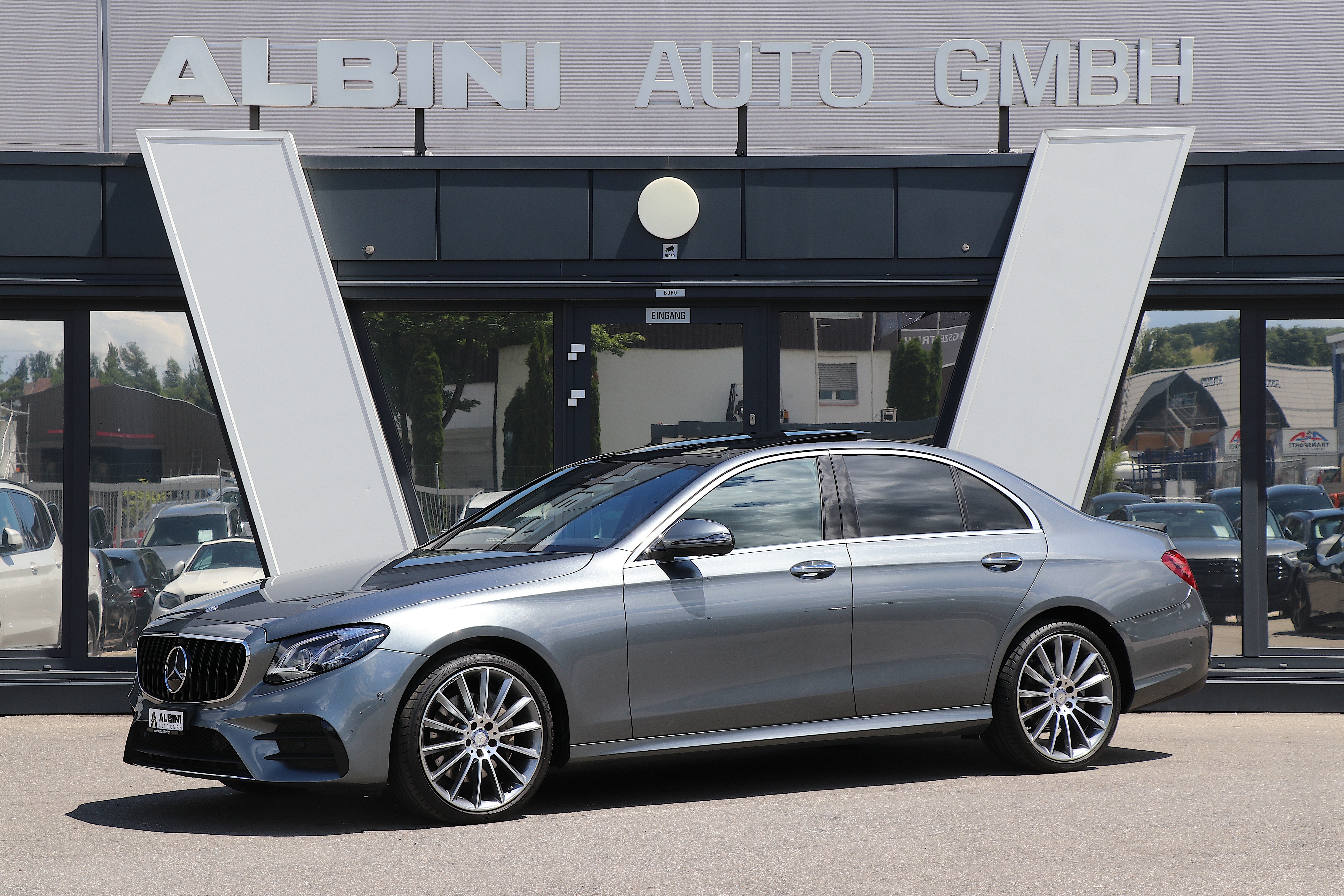 MERCEDES-BENZ E 200 AMG Line 4Matic 9G-Tronic