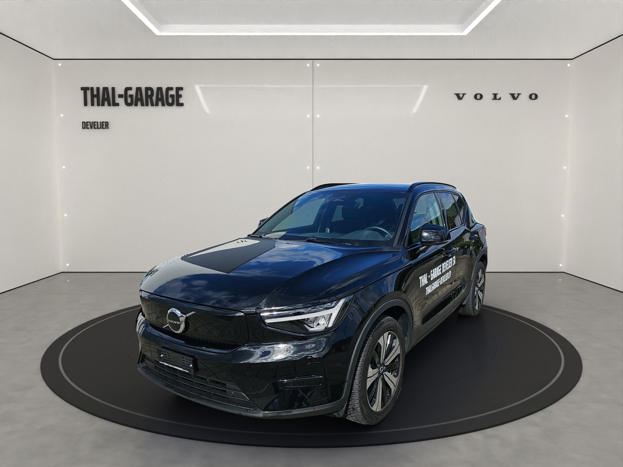 VOLVO XC40 P6 Plus