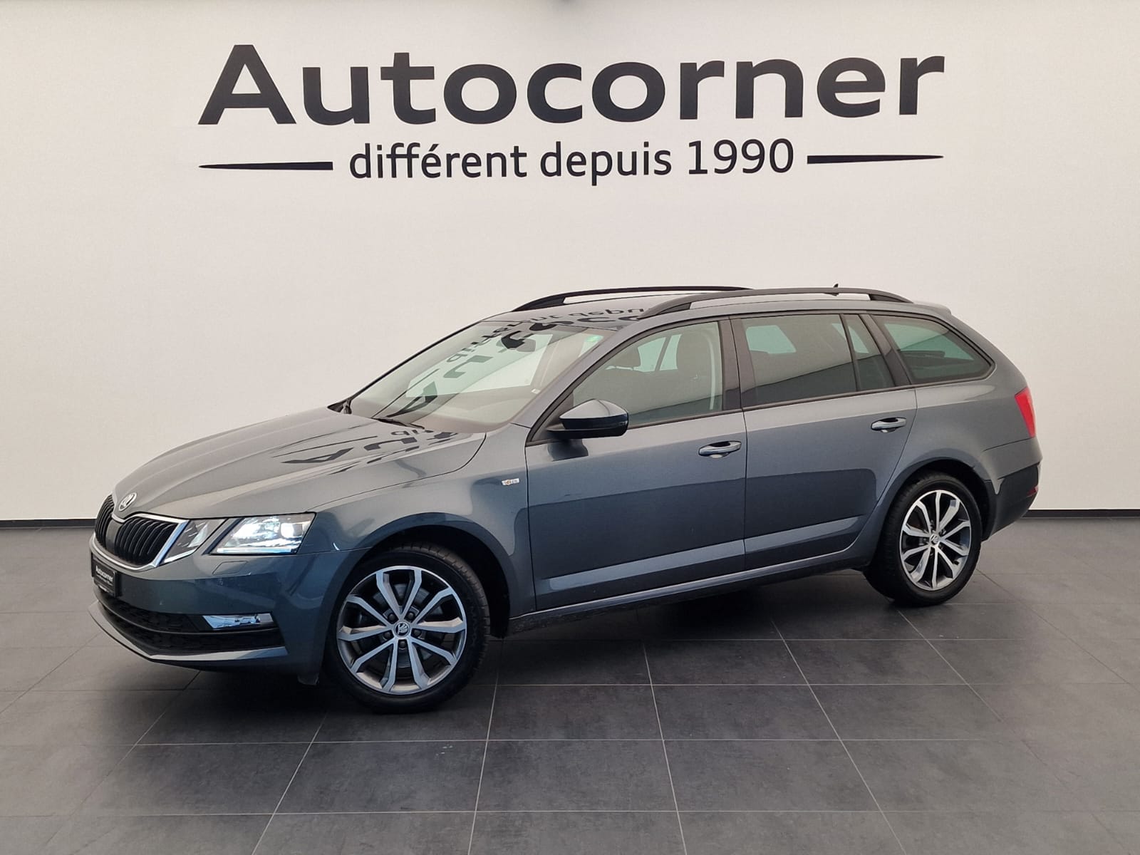 SKODA Octavia Combi 2.0 TSI Soleil 4x4 DSG