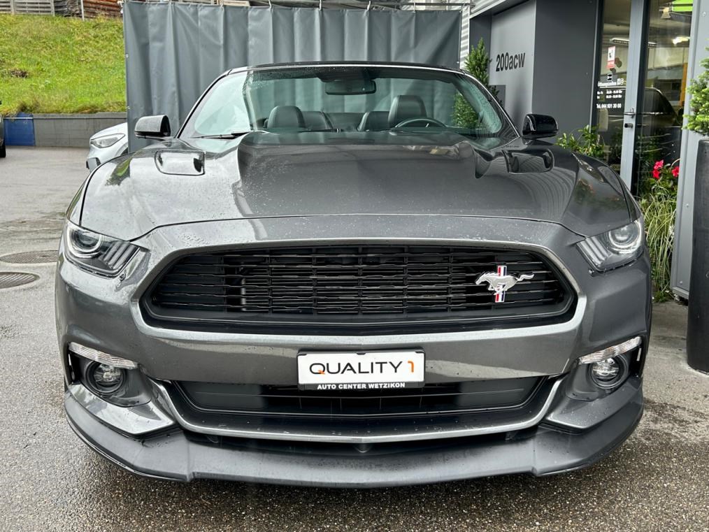 FORD Mustang Convertible 5.0 V8 GT Automat