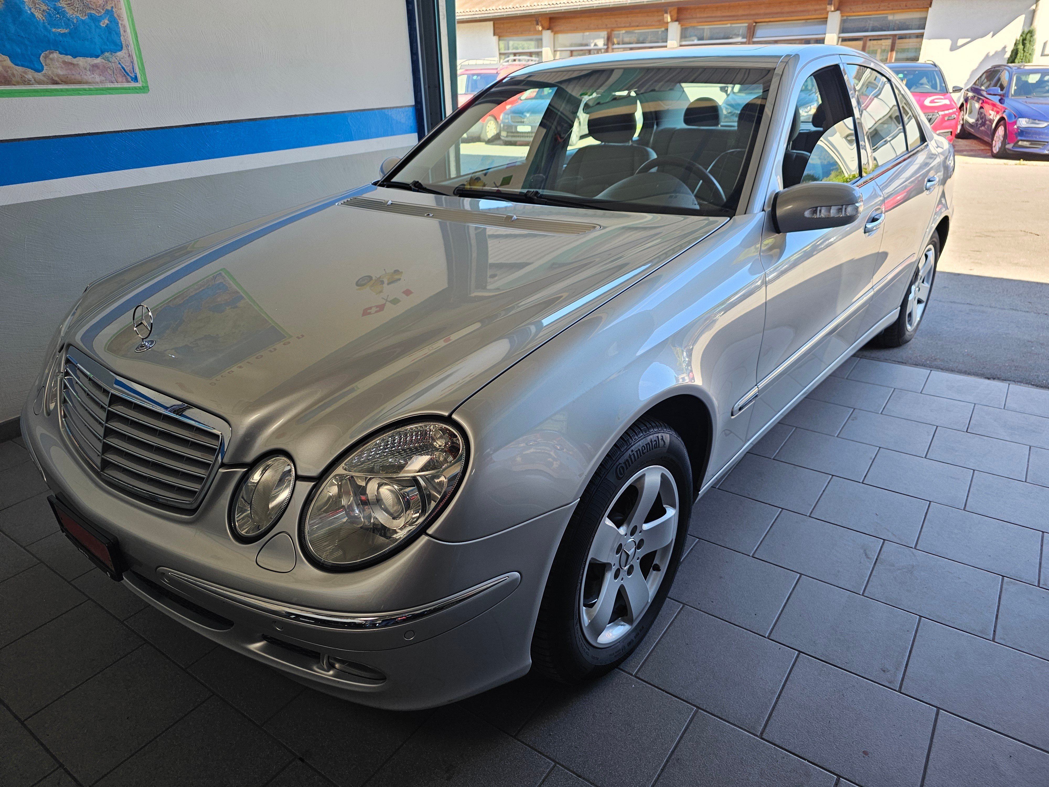 MERCEDES-BENZ E 320 Classic 4Matic Automatic