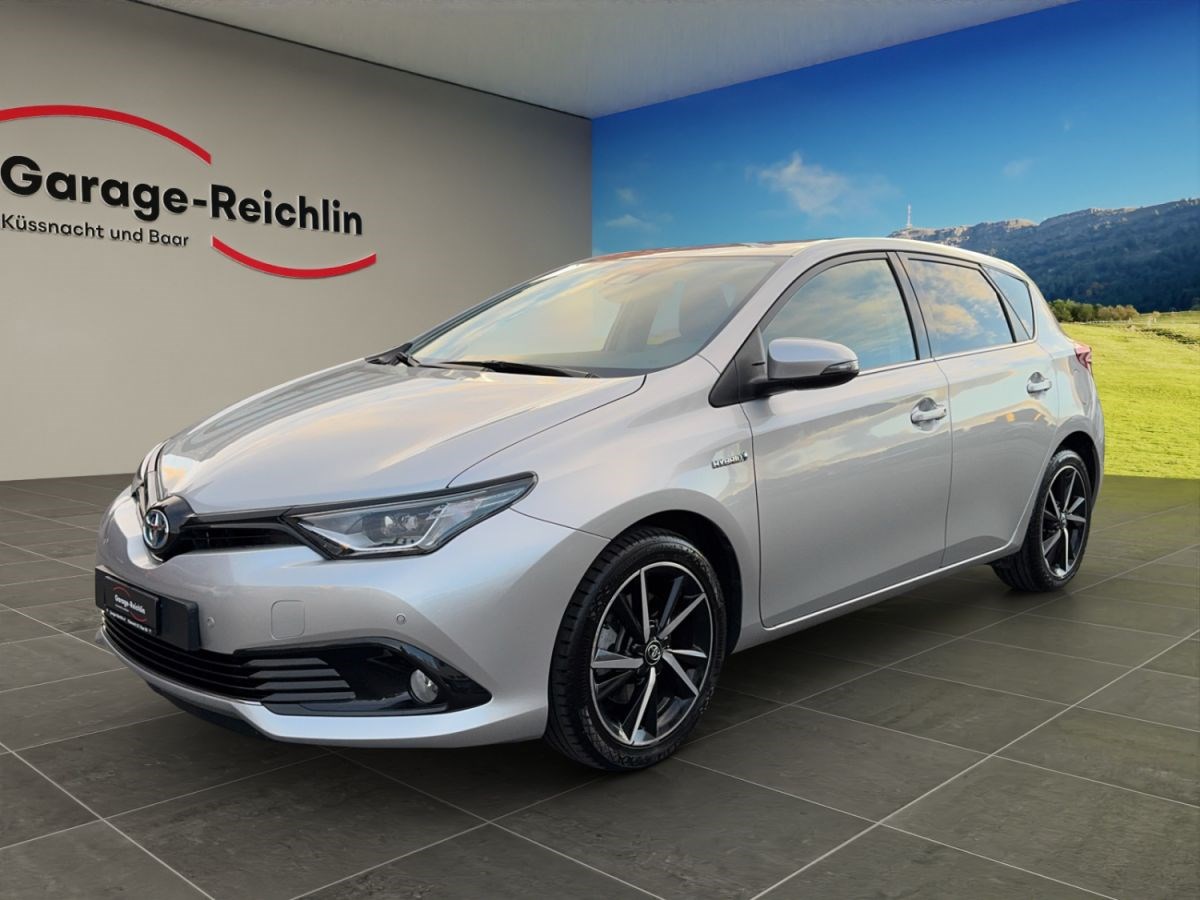 TOYOTA Auris 1.8 HSD Trend