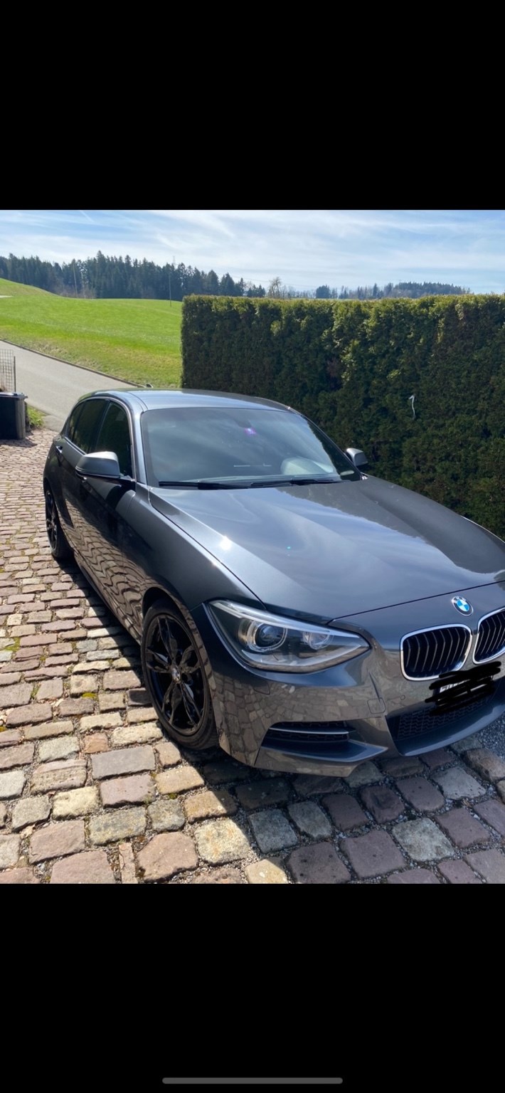 BMW M135i xDrive Steptronic