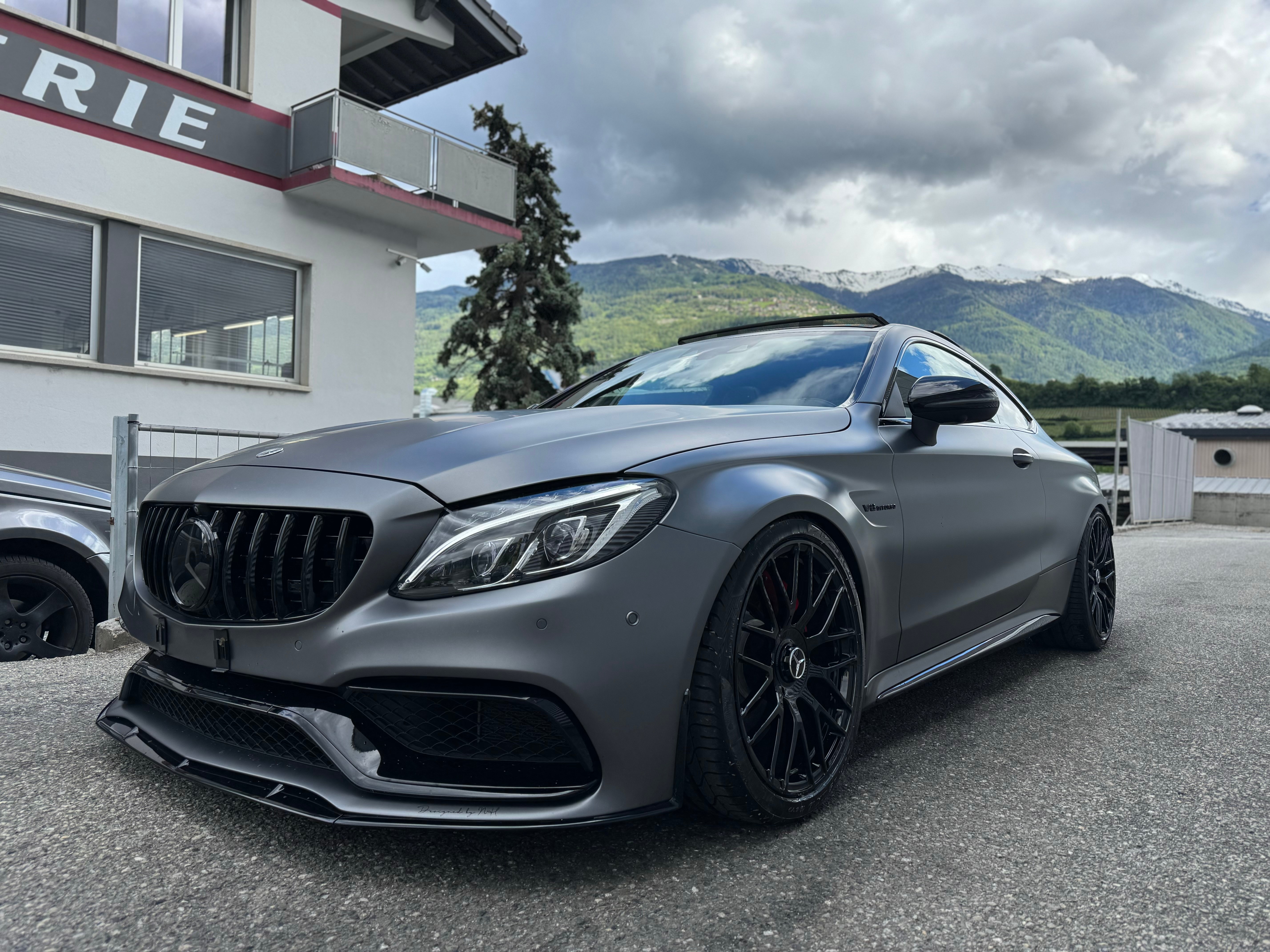 MERCEDES-BENZ C 63 S AMG Speedshift