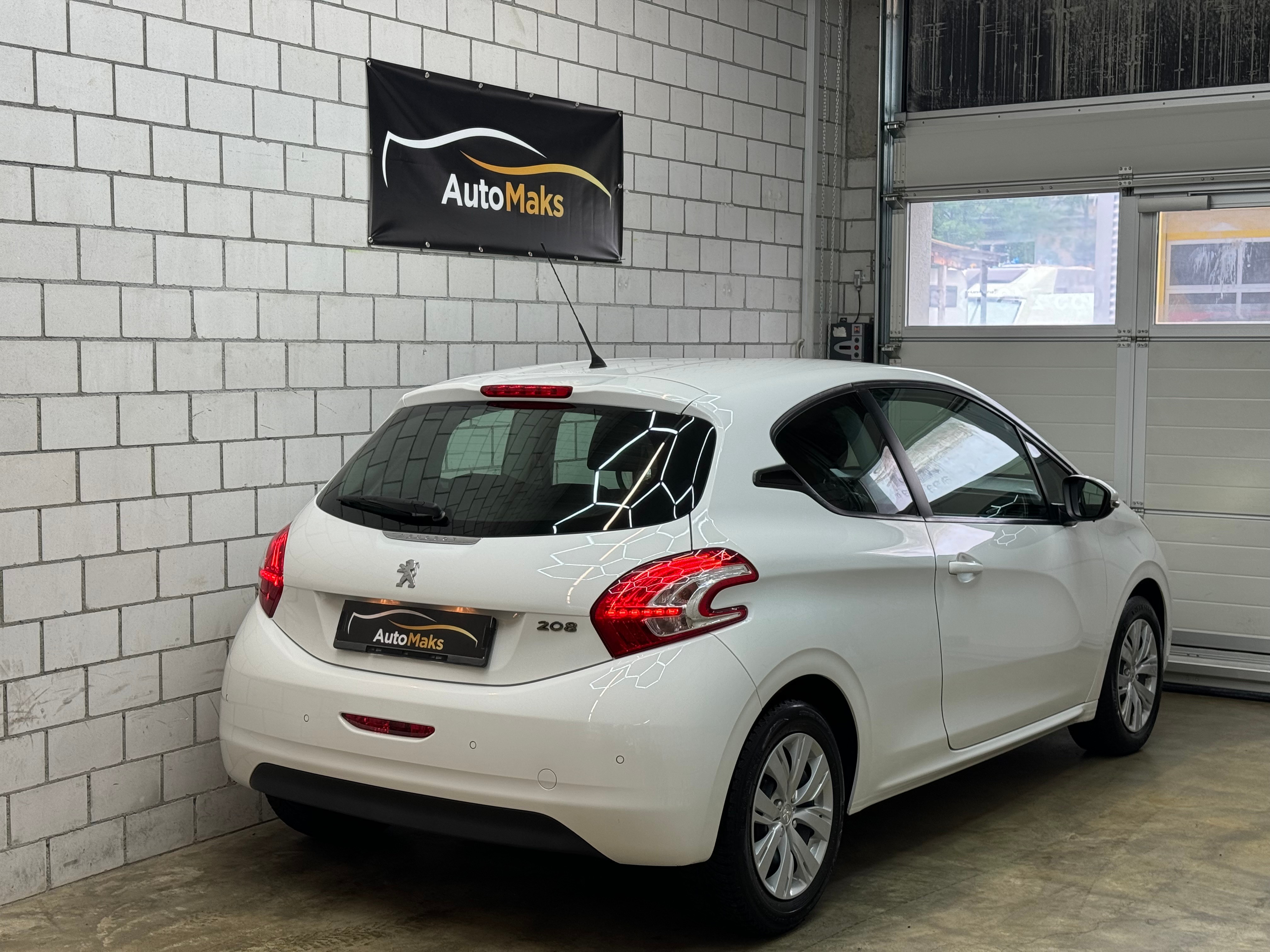 PEUGEOT 208 1.2 VTI Active