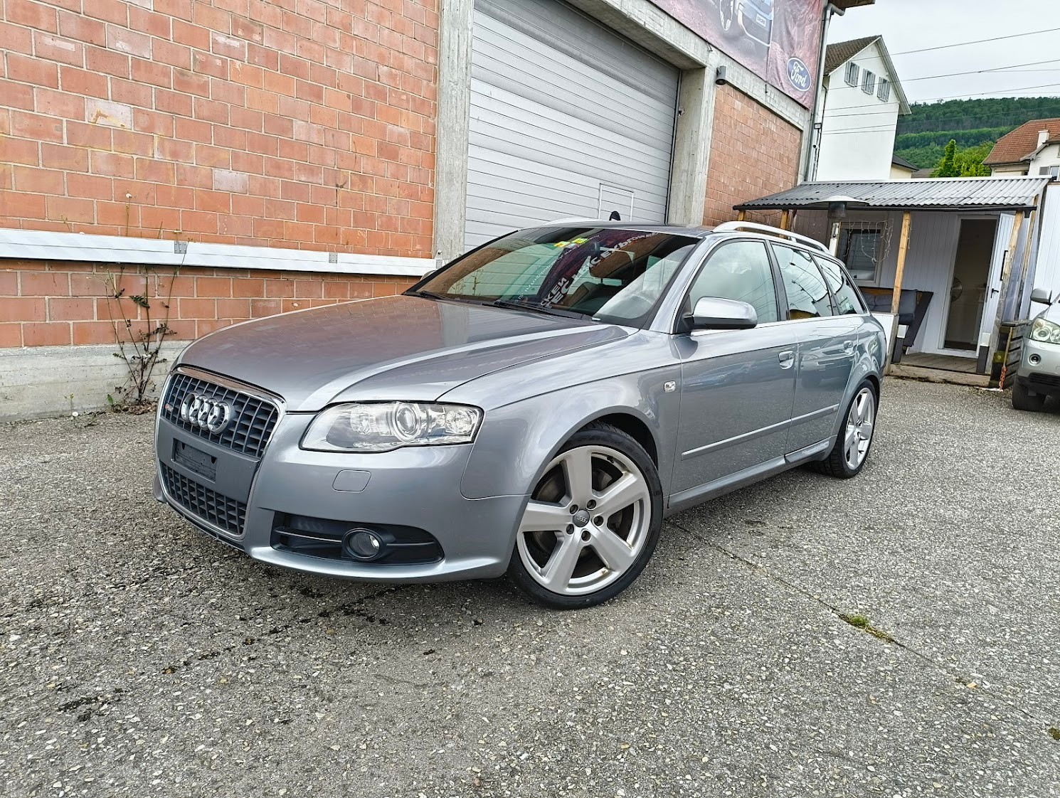 AUDI A4 Avant 2.0 Turbo FSI quattro