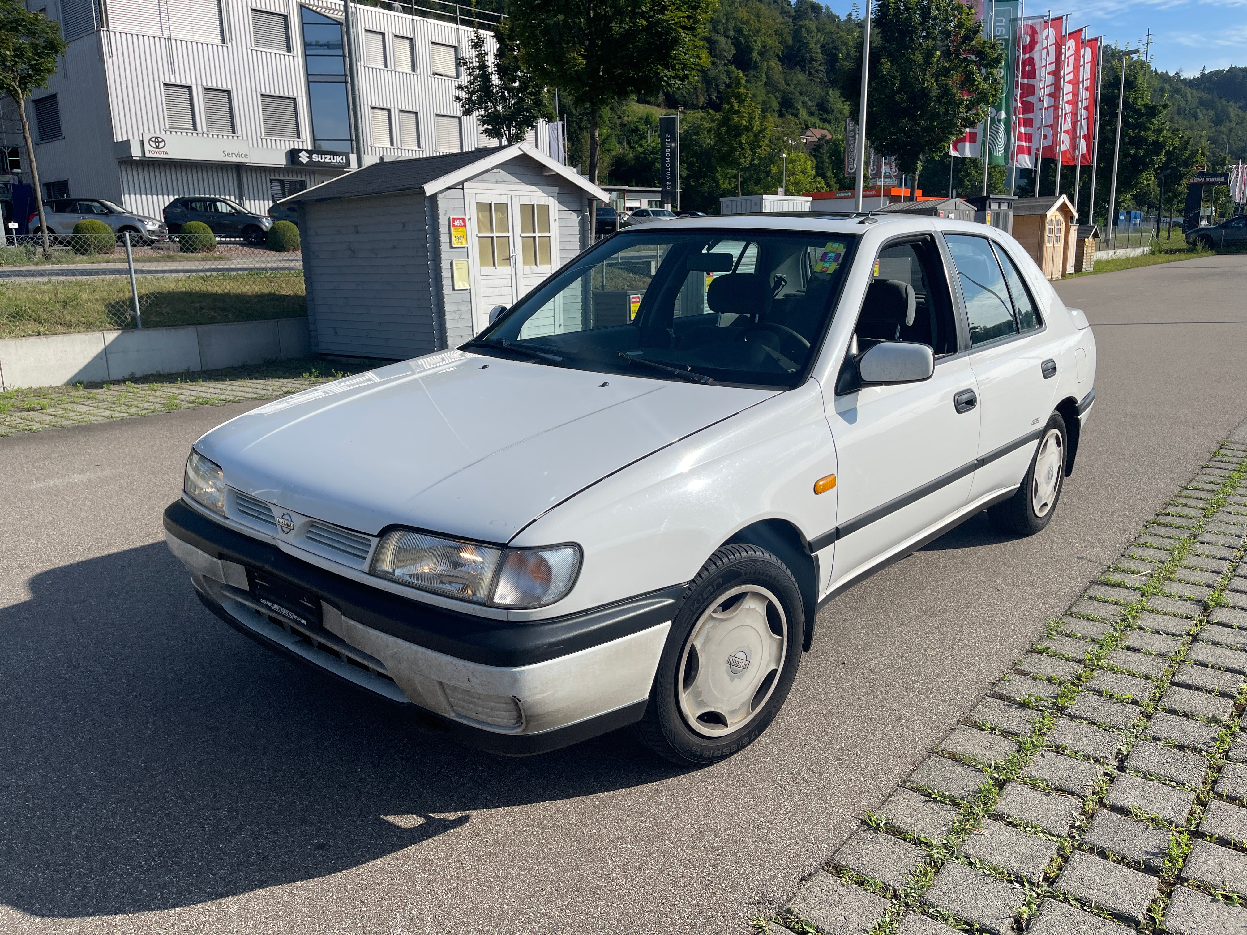 NISSAN Sunny 1.6 16V SLX