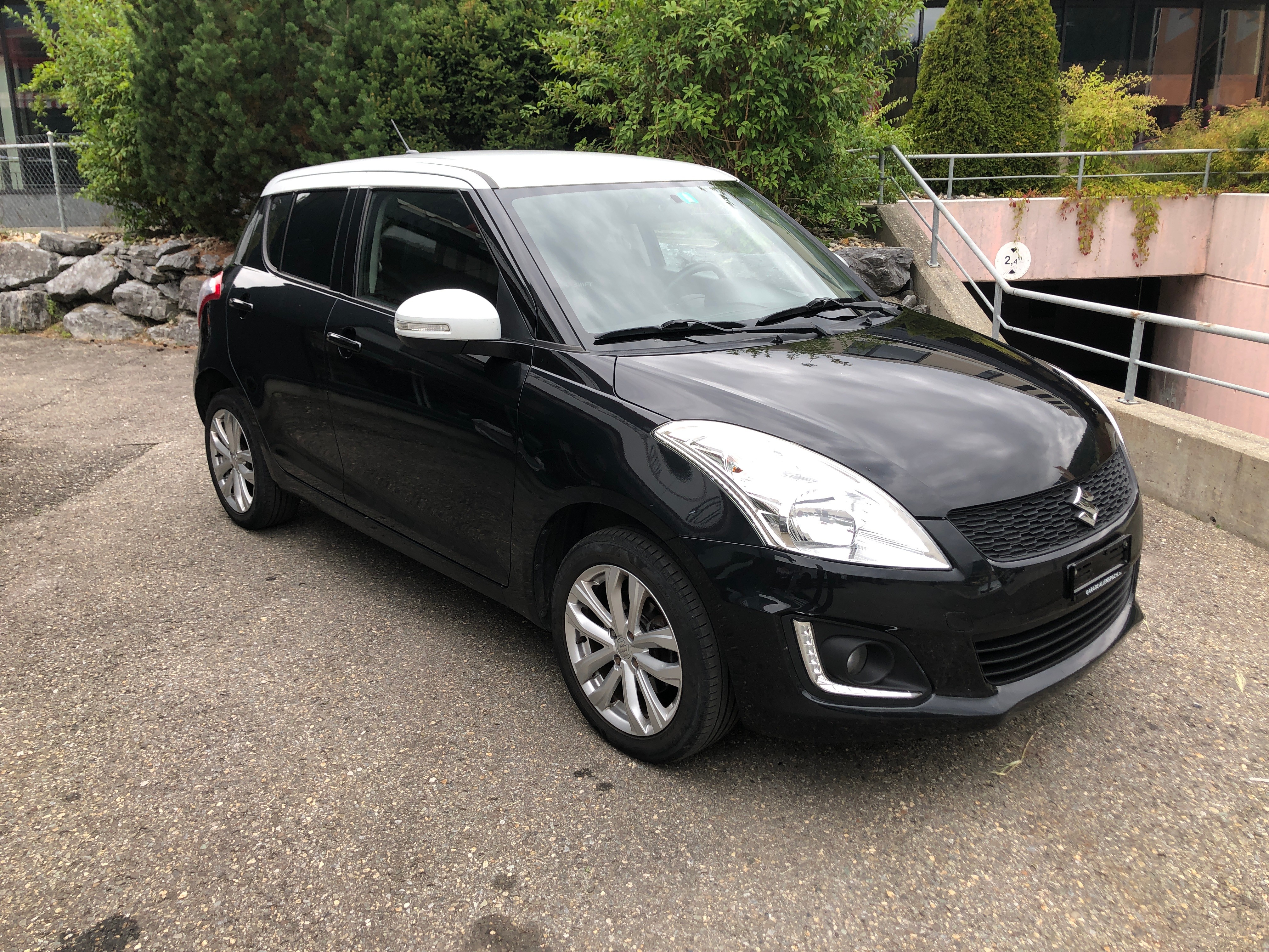 SUZUKI Swift 1.2i 16V GL Top Sergio Cellano 4x4