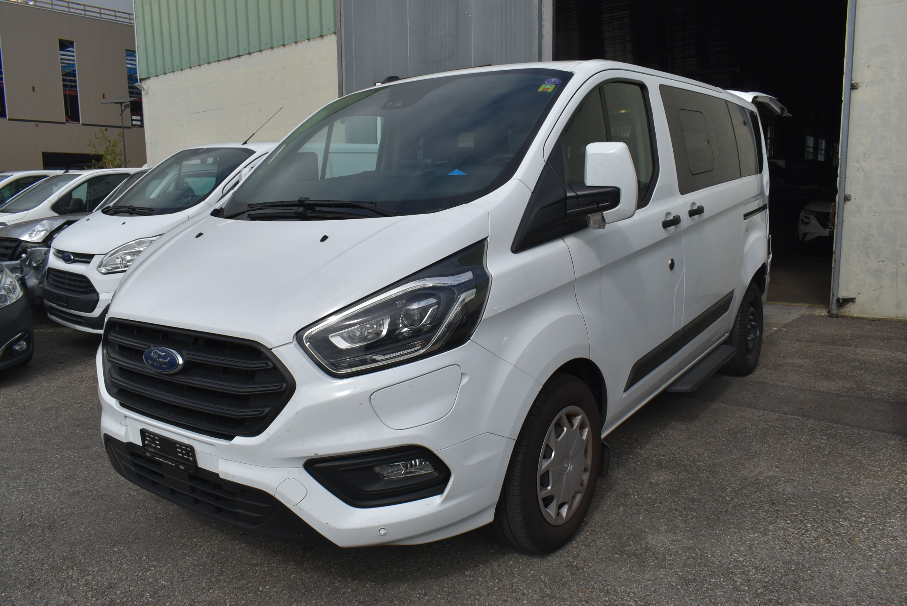 FORD Transit Custom 1.0 Eco Boost 320 L1H1 Trend PHEV