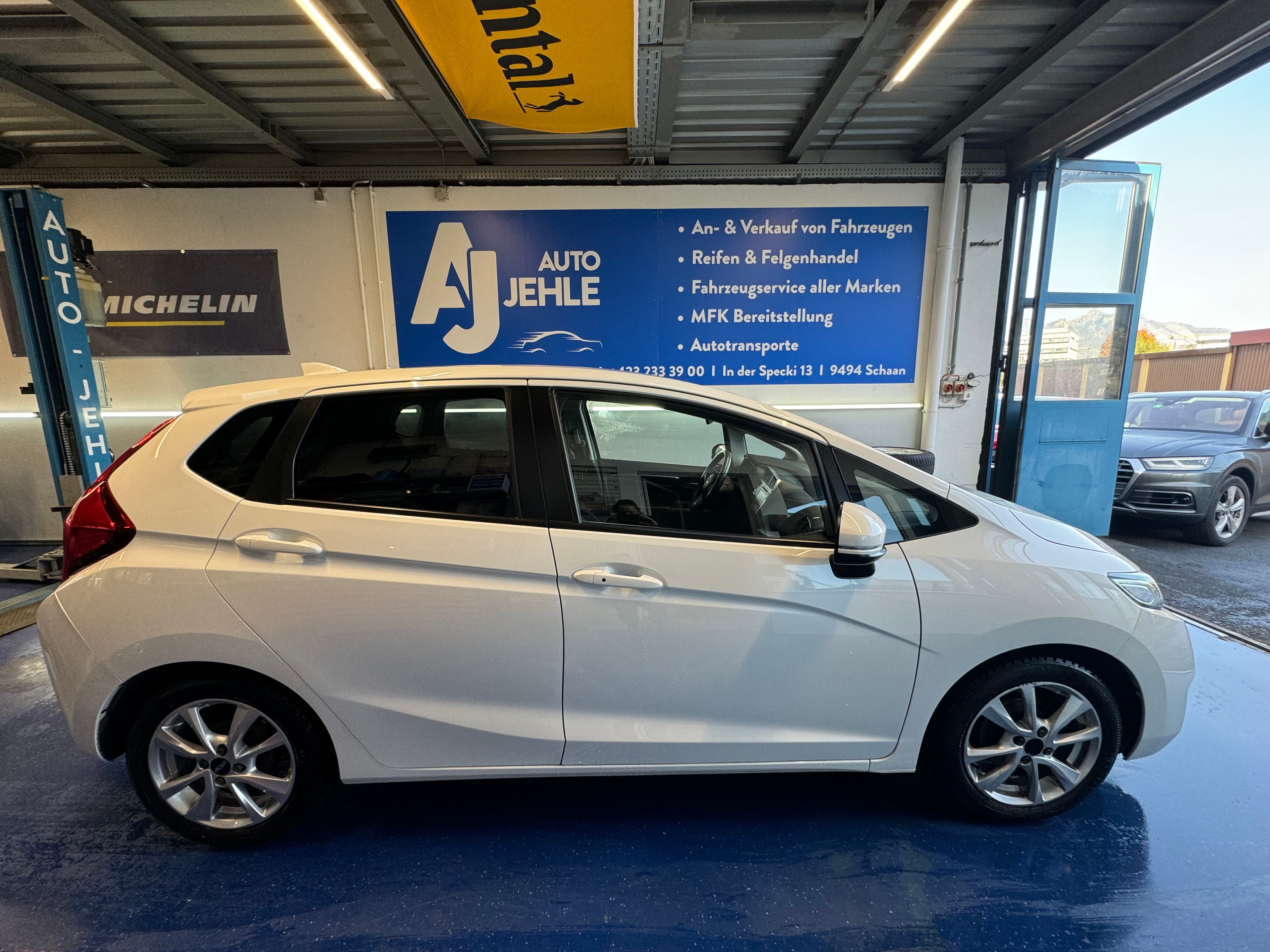 HONDA Jazz 1.3i-VTEC Elegance