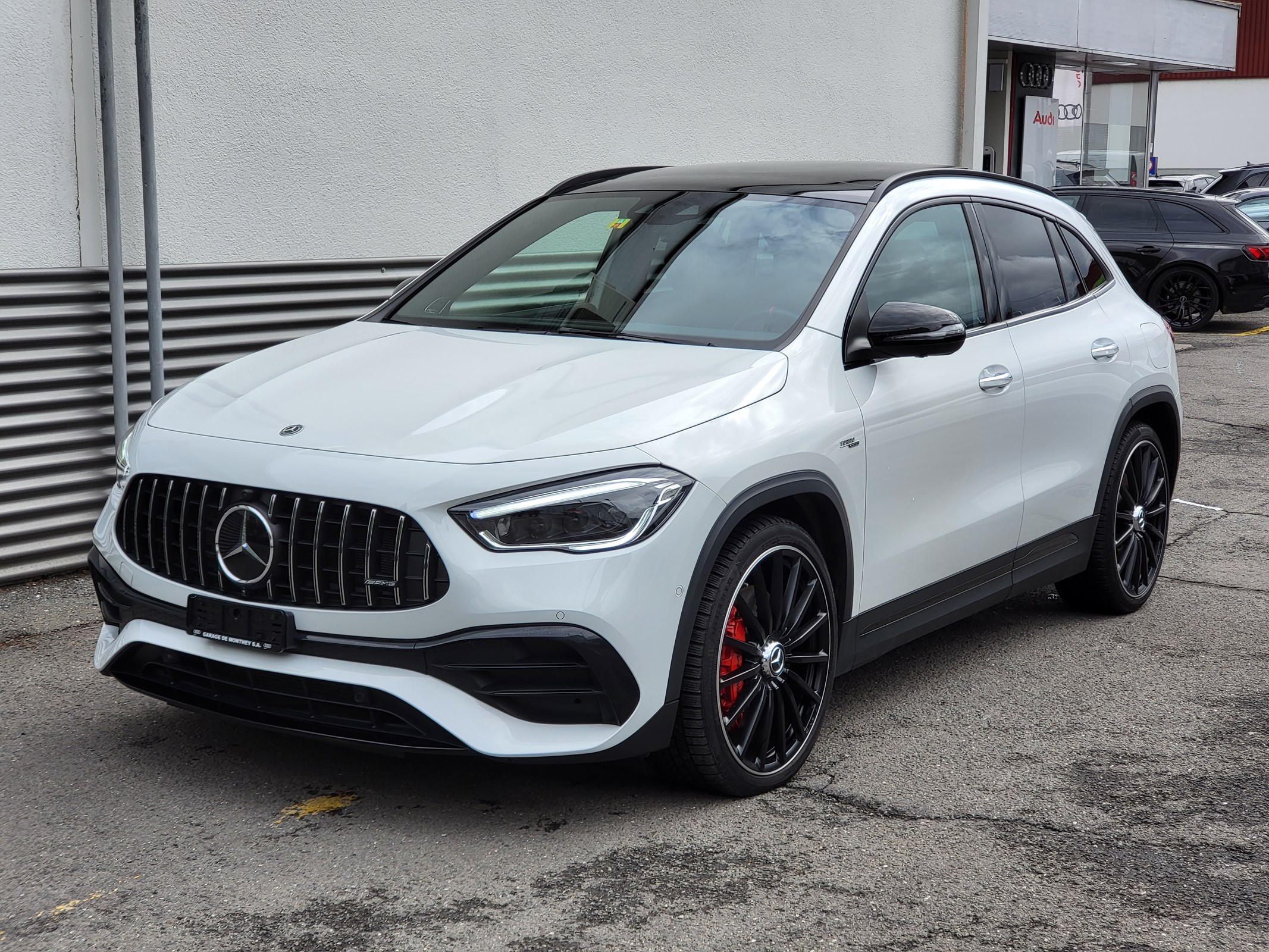 MERCEDES-BENZ GLA 45 S AMG 4Matic+ 8G-Speedshift DCT