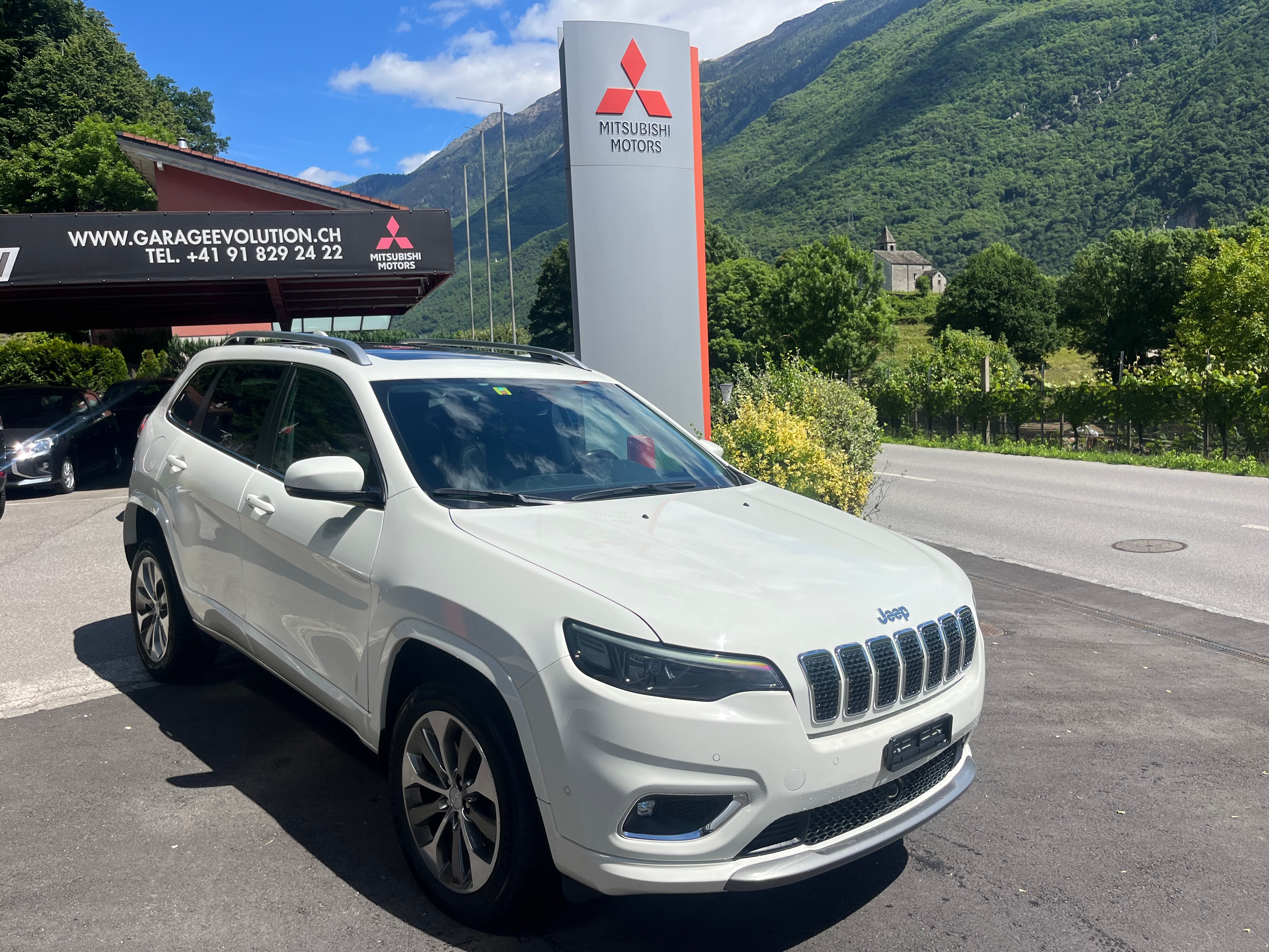 JEEP Cherokee 2.2MJ Overland AWD Drive II 9ATX