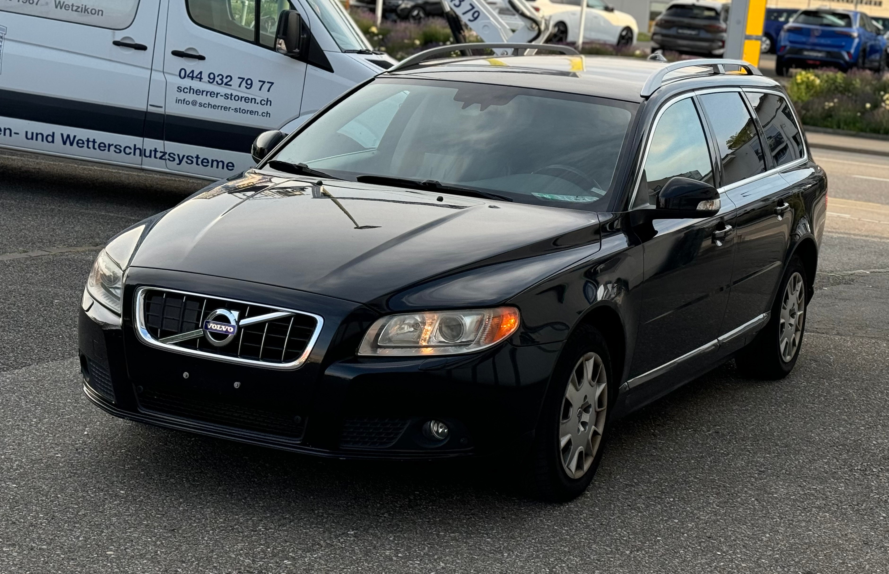 VOLVO V70 D5 AWD Summum Geartronic