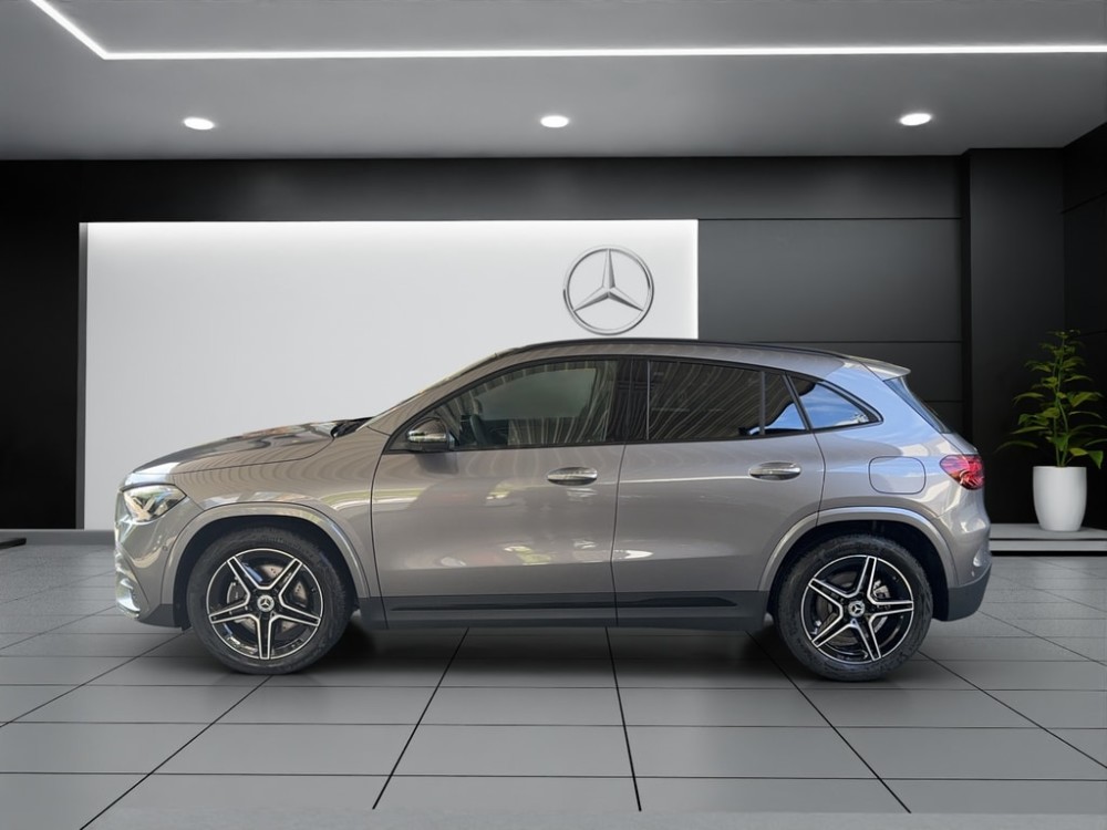 MERCEDES-BENZ GLA 220 4Matic 8G-DCT