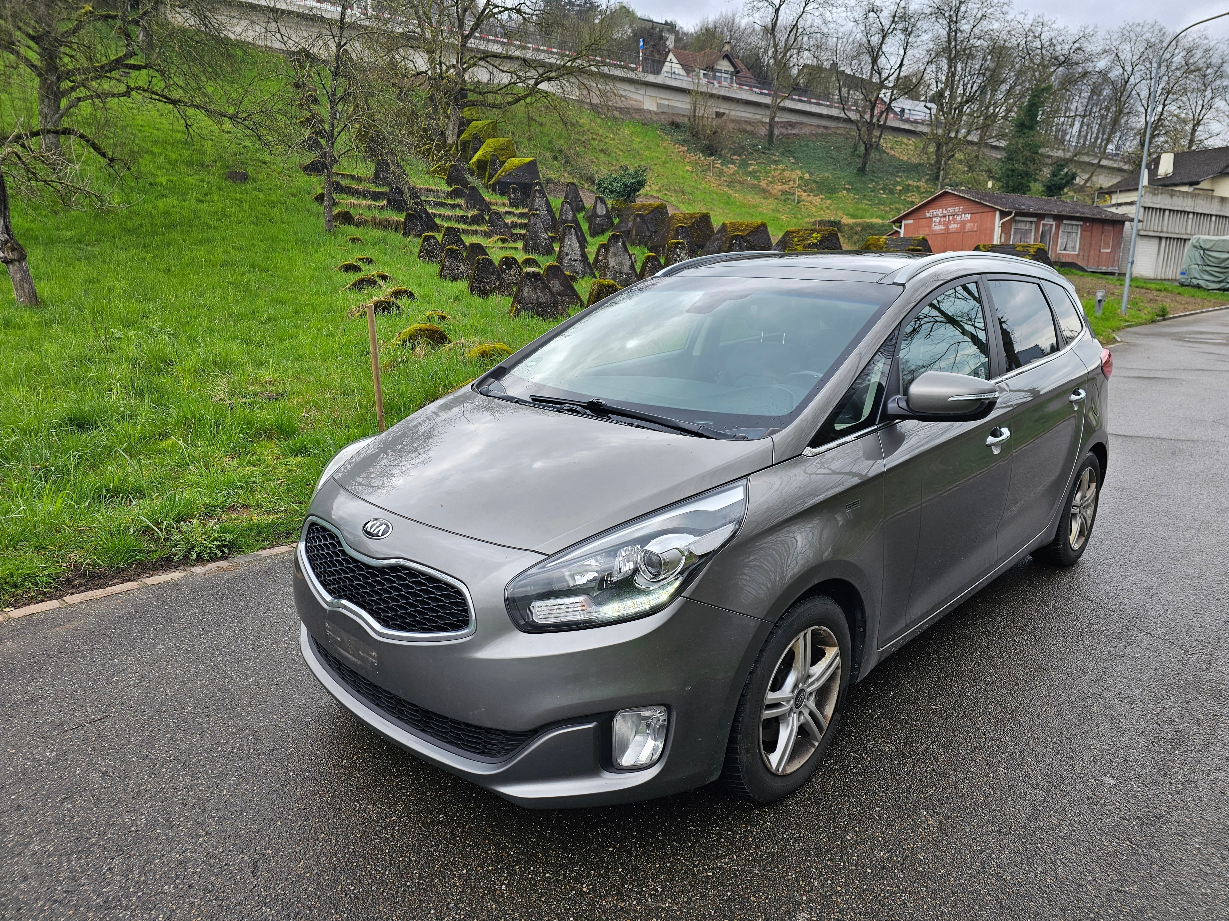 KIA Carens 1.7 CRDi Swiss Eco Edition DCT