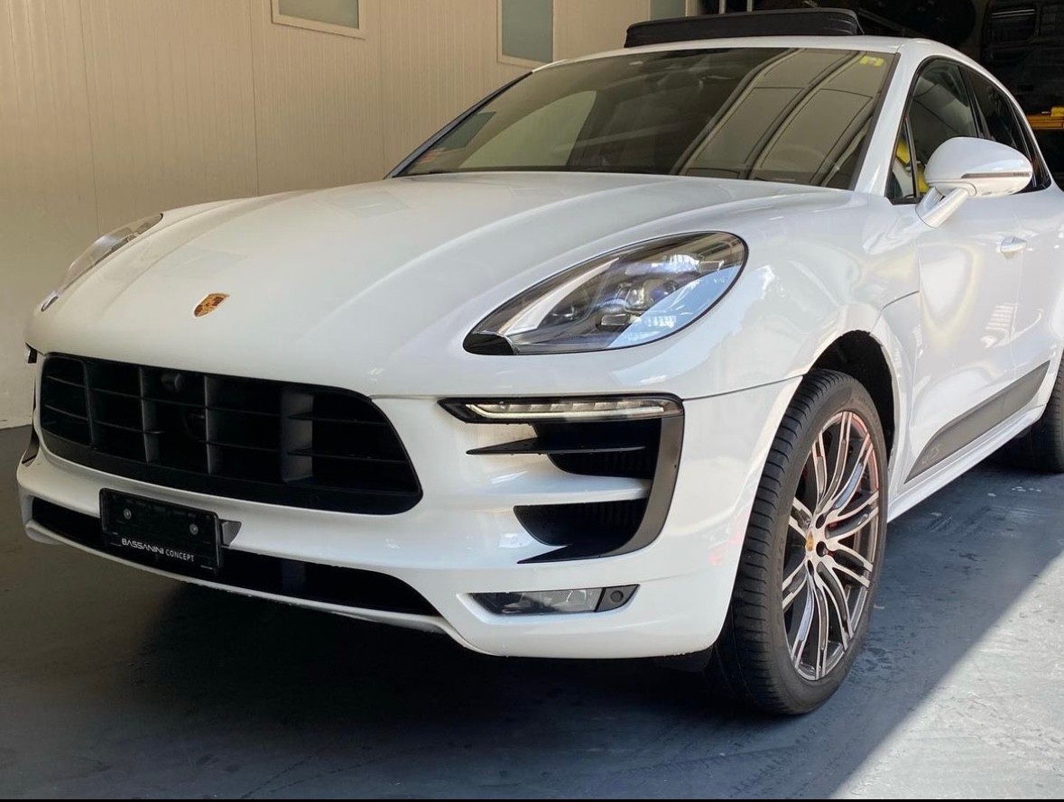 PORSCHE Macan GTS PDK