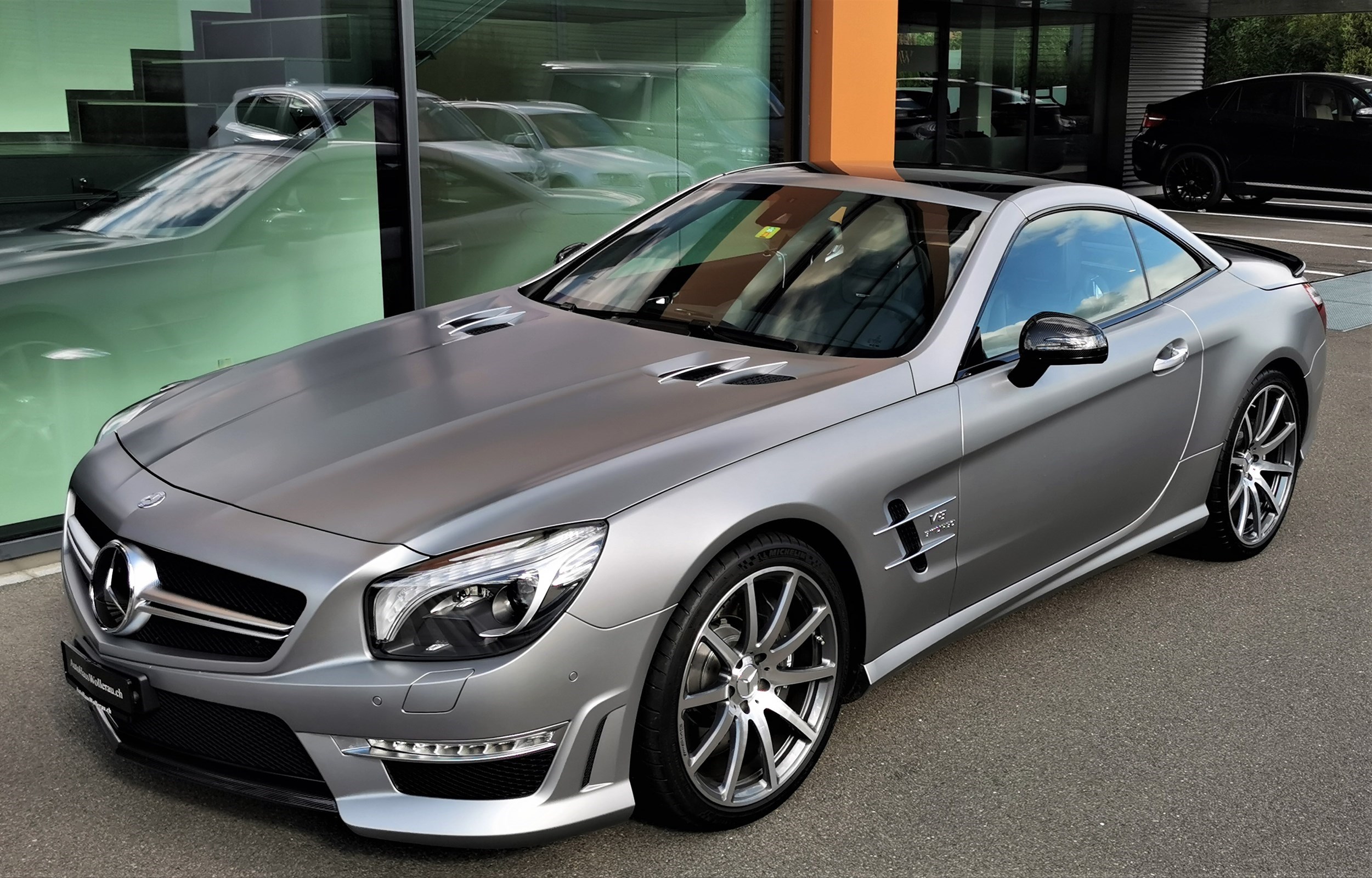 MERCEDES-BENZ SL 63 AMG Speedshift