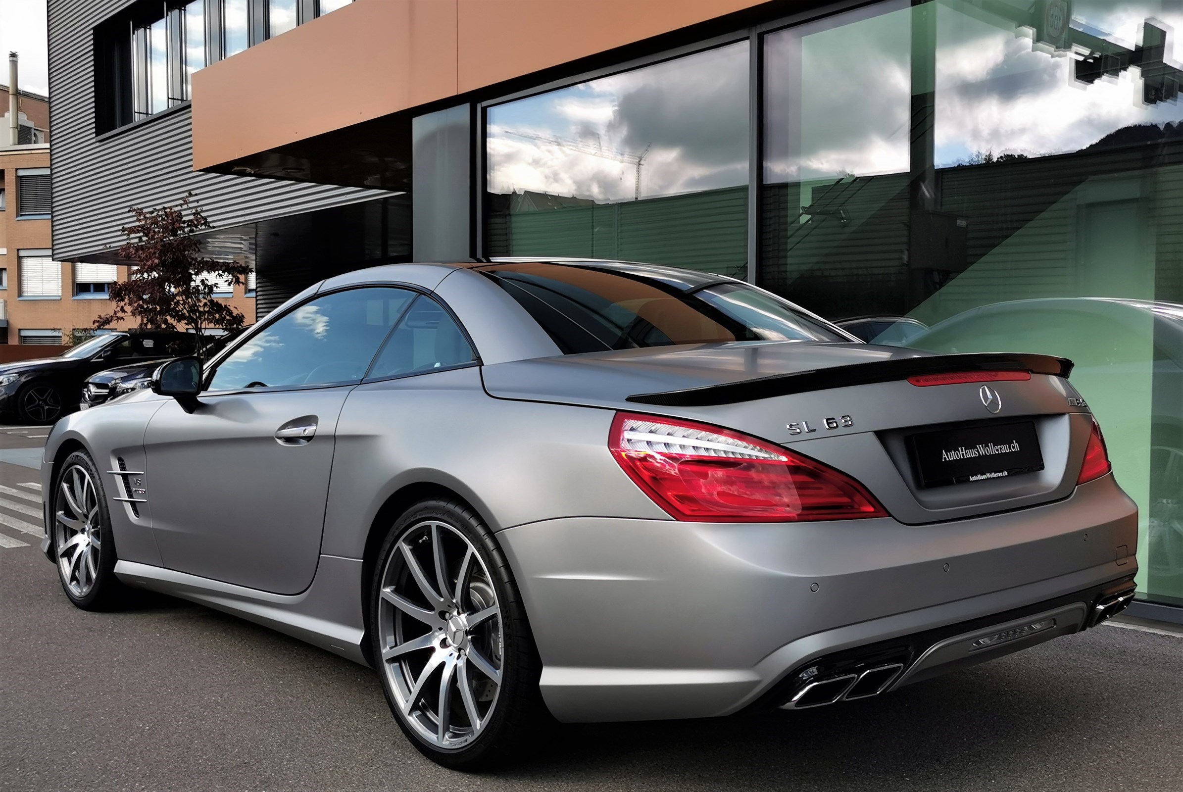 MERCEDES-BENZ SL 63 AMG Speedshift