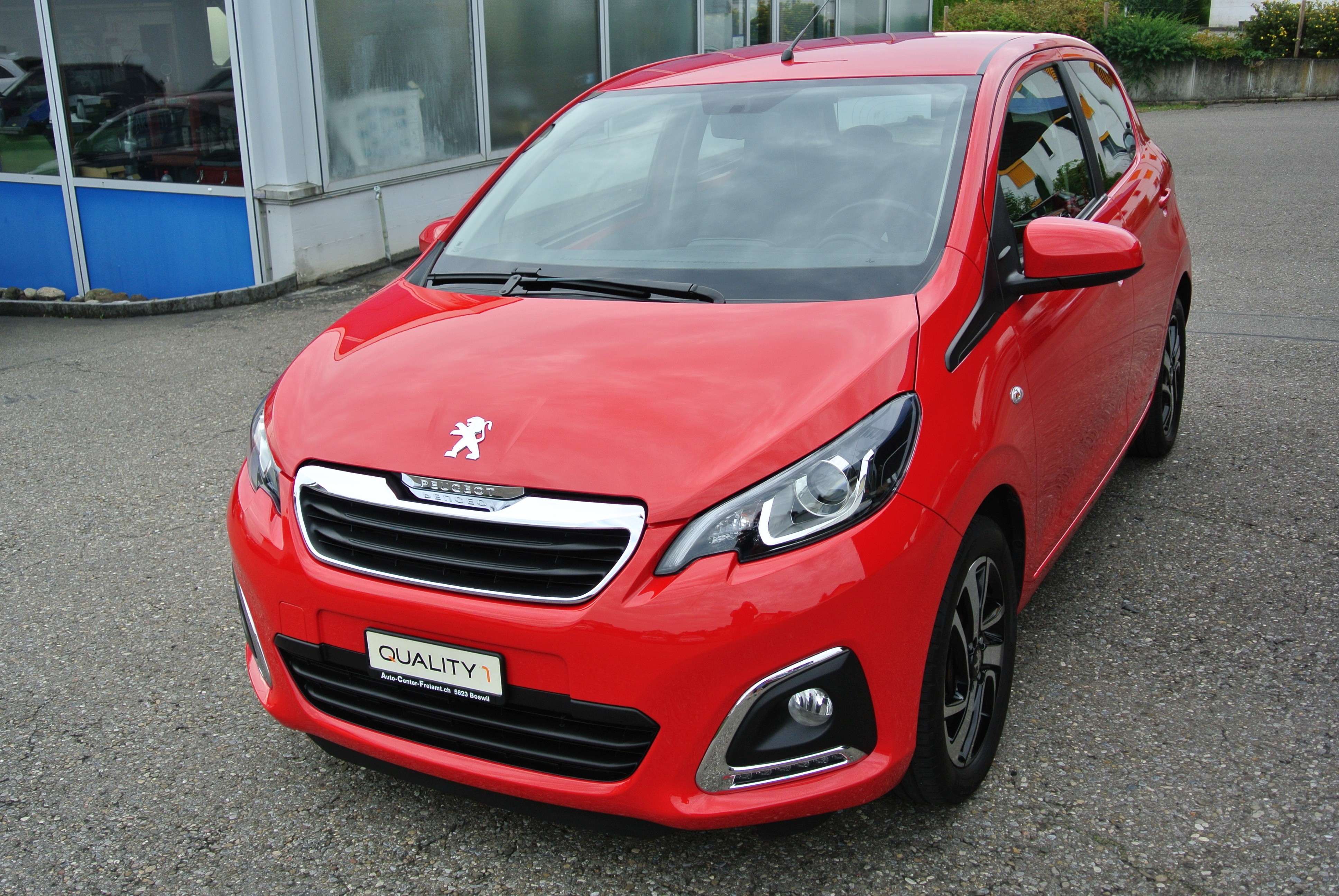 PEUGEOT 108 1.0 VTi Allure Top ETG