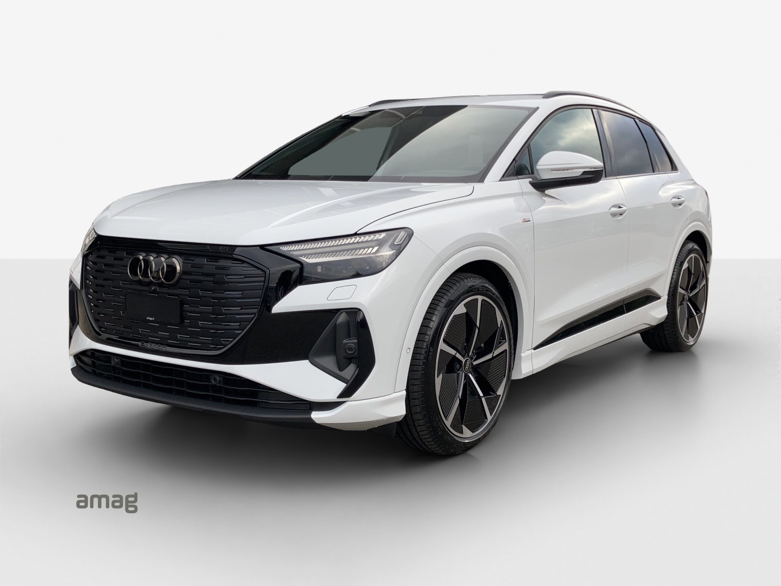 AUDI Q4 e-tron 45 Attraction quattro