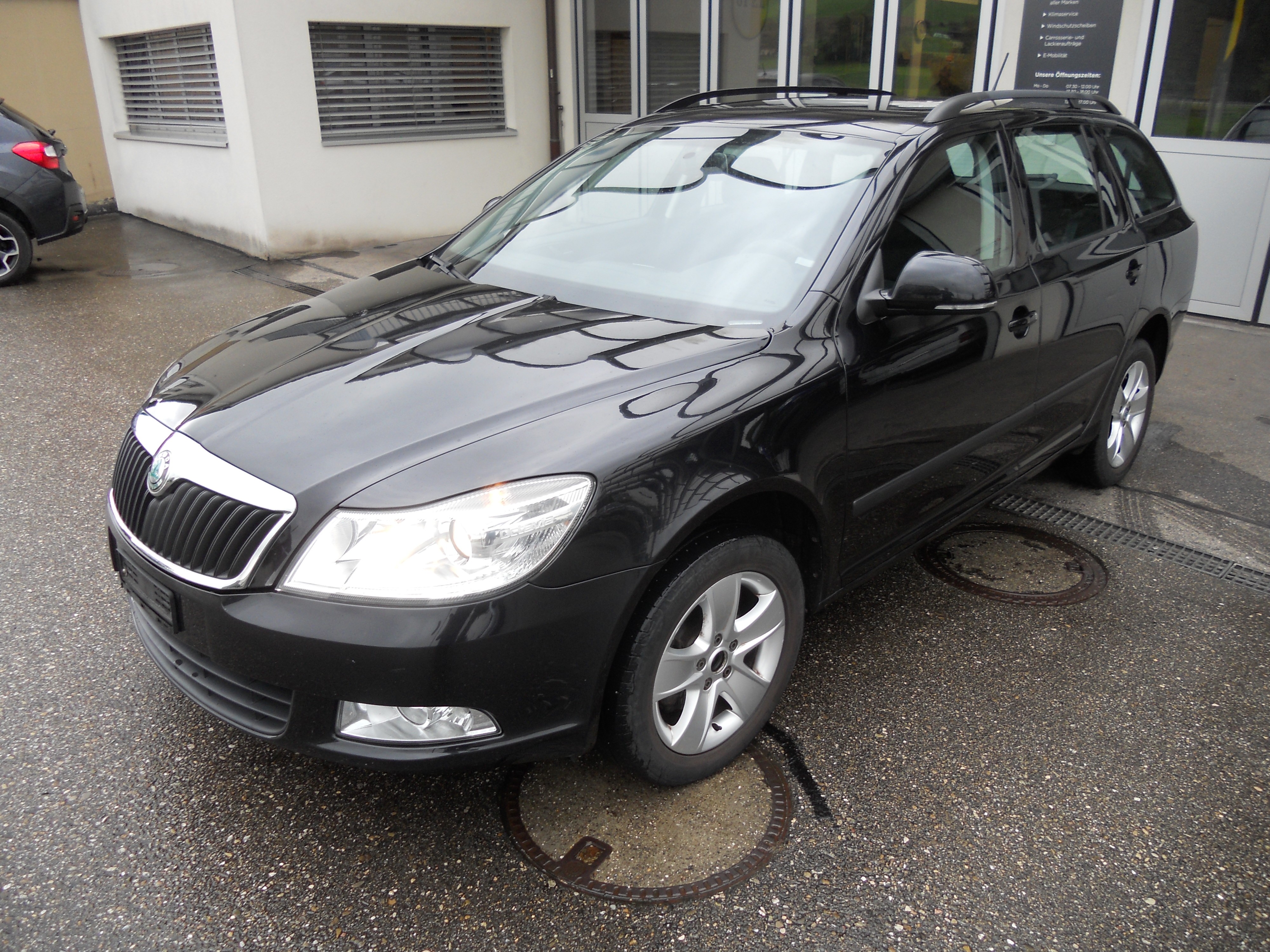 SKODA Octavia Combi 2.0 TDI Elegance 4x4 DSG